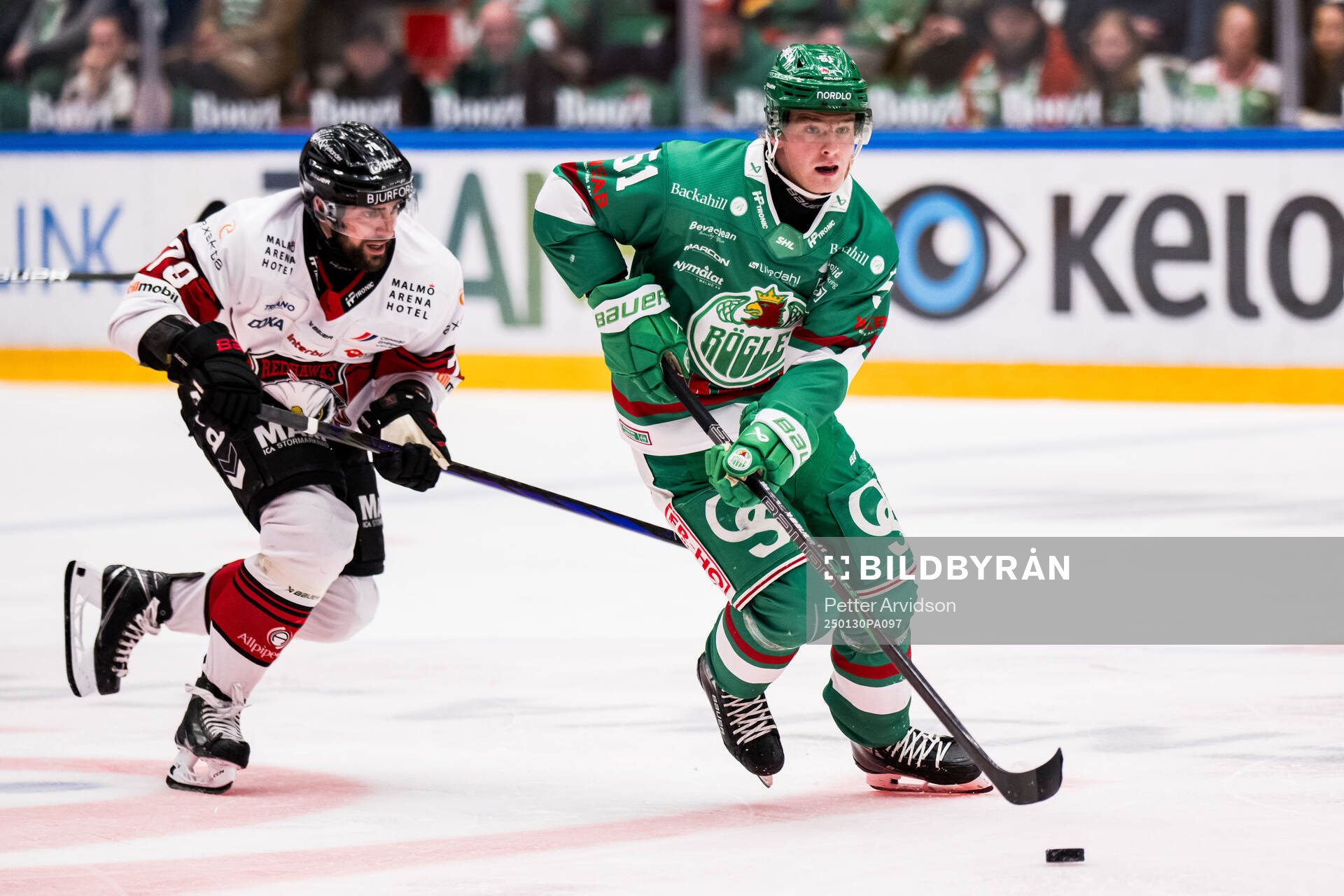 Malmö Redhawks Jakub Galvas och Rögles Calle Själin