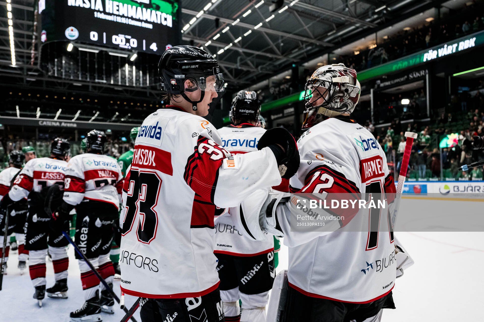 Malmö Redhawks Lassi Thomson och målvakt Daniel