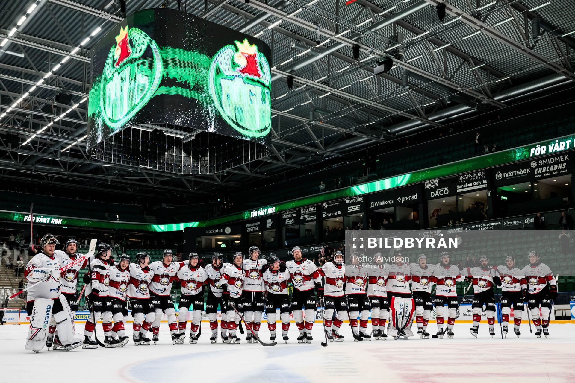 Malmö Redhawks spelare jublar