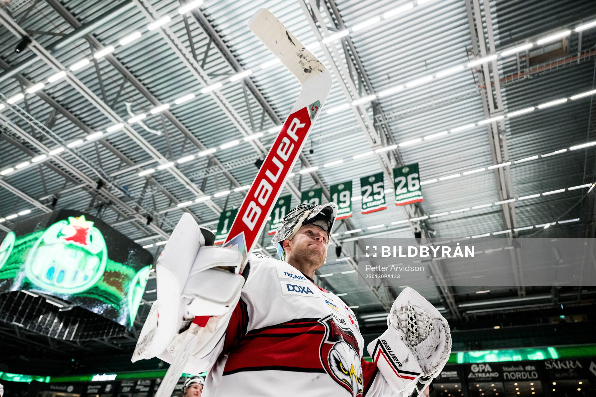 Malmö Redhawks målvakt Daniel Marmenlind jublar
