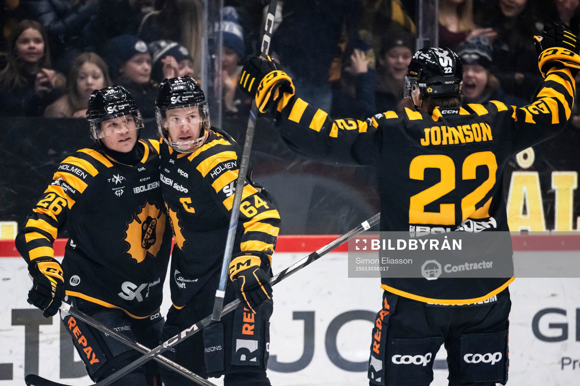 Skellefteås Jonathan Pudas jublar