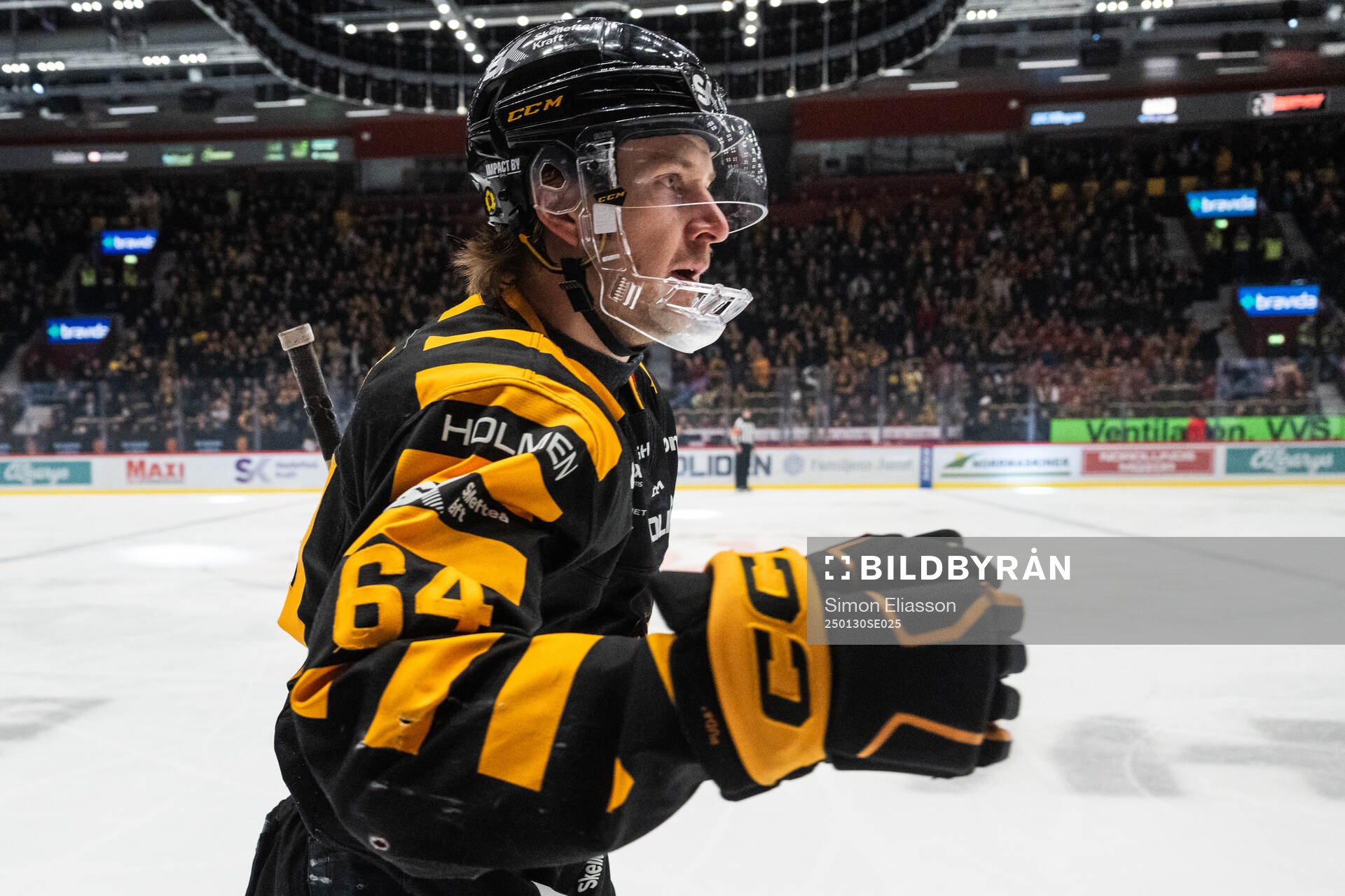Skellefteås Jonathan Pudas jublar