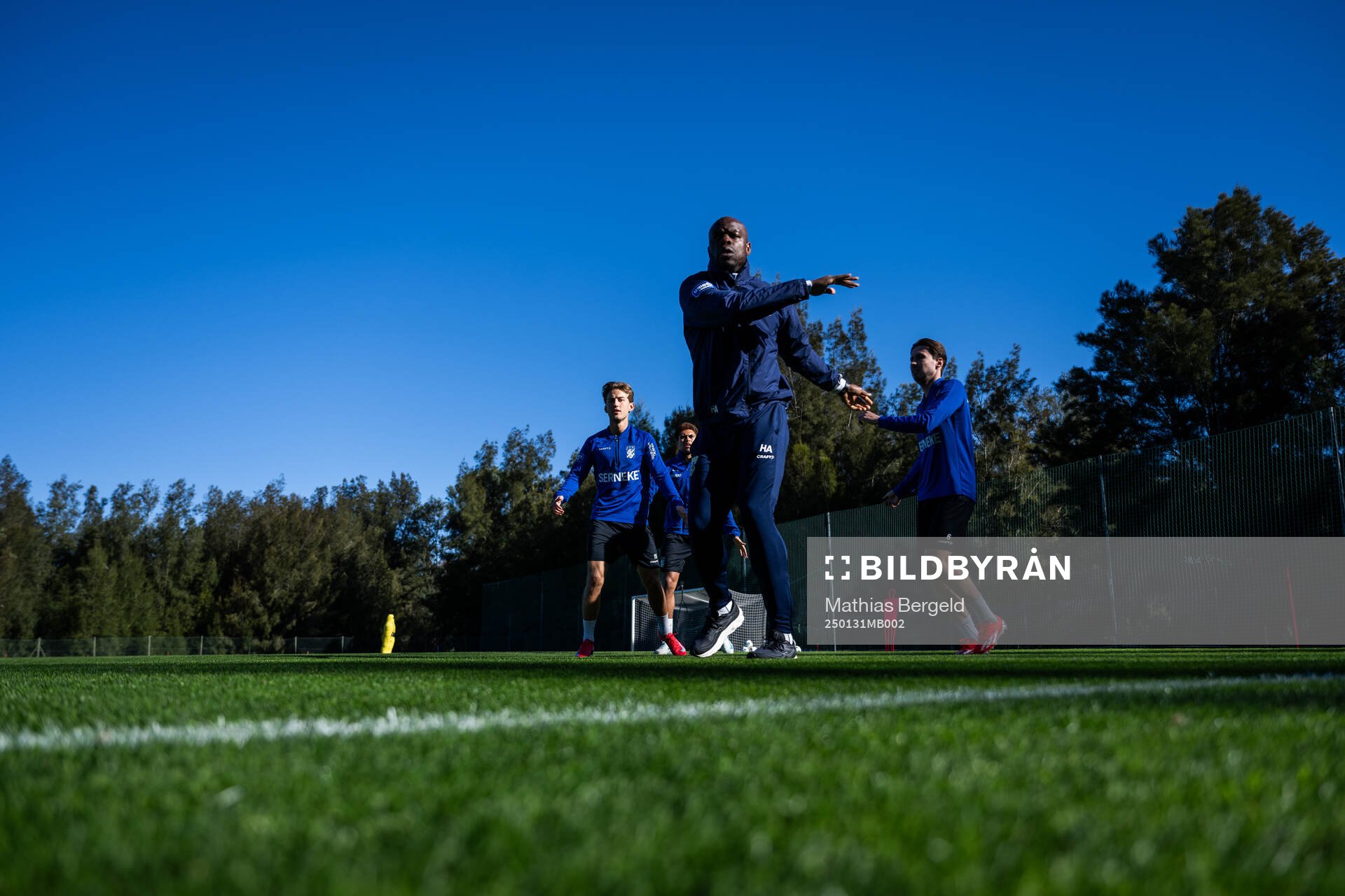Arbnor Mucolli, Thomas Santos, fystränare Hakeem Araba och