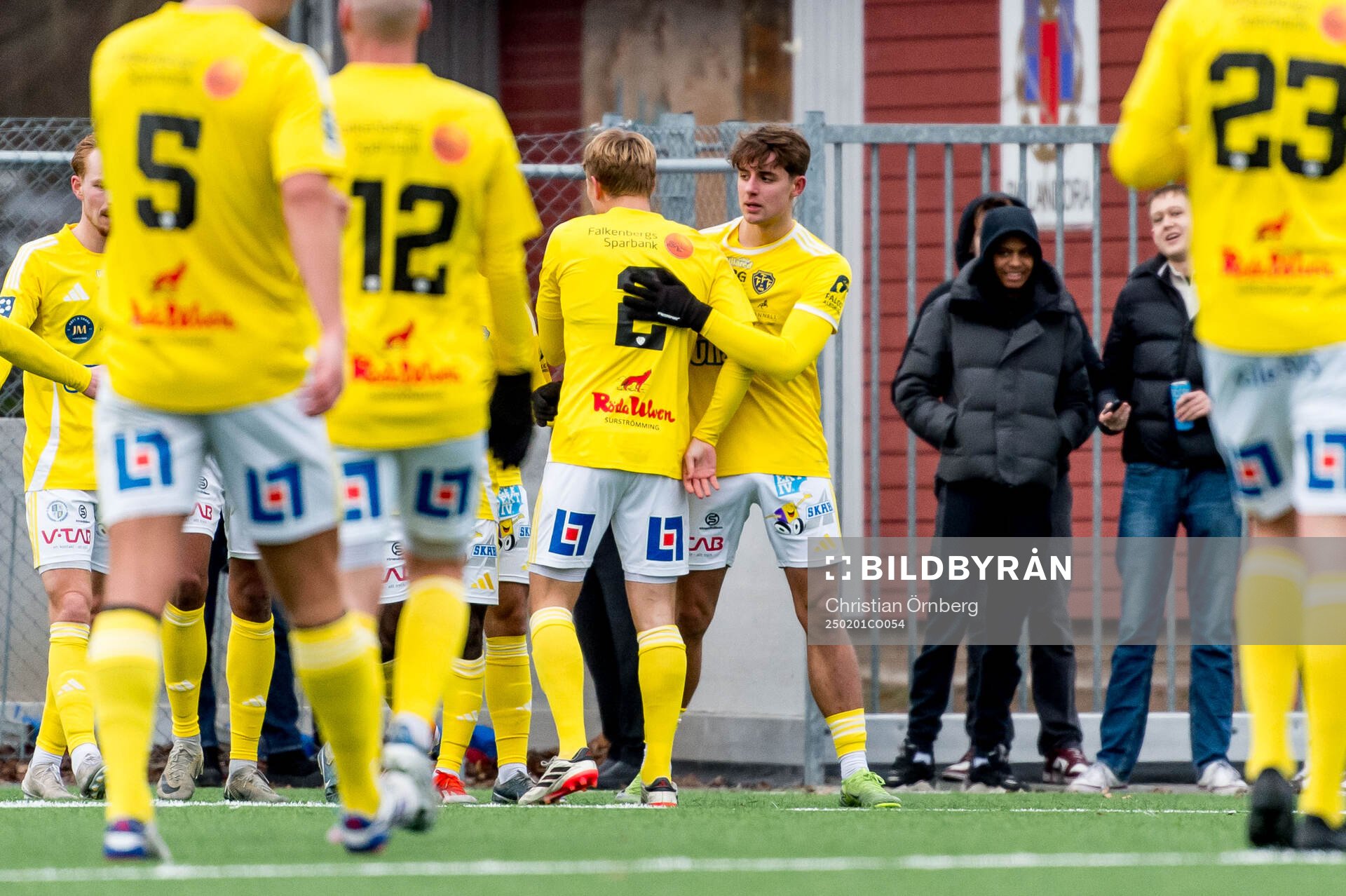 Falkenbergs Adam Ekenhard jublar