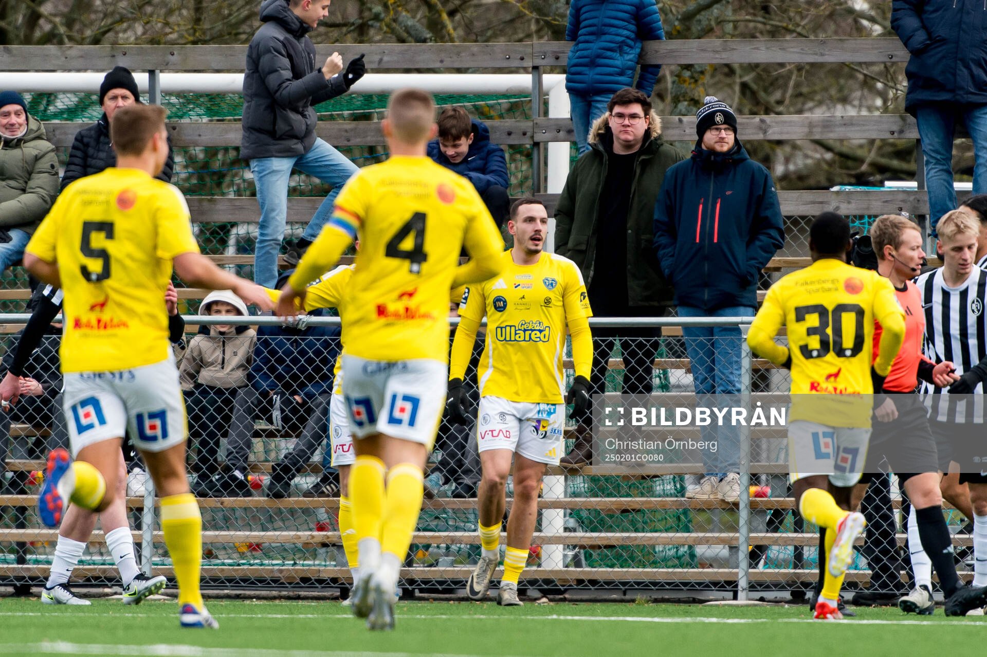 Falkenbergs Viktor Ekblom jublar