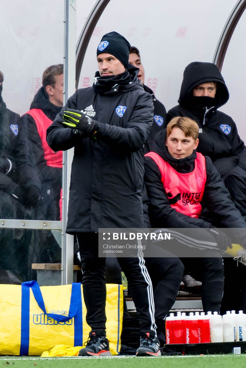 Falkenbergs tränare Christoffer Andersson