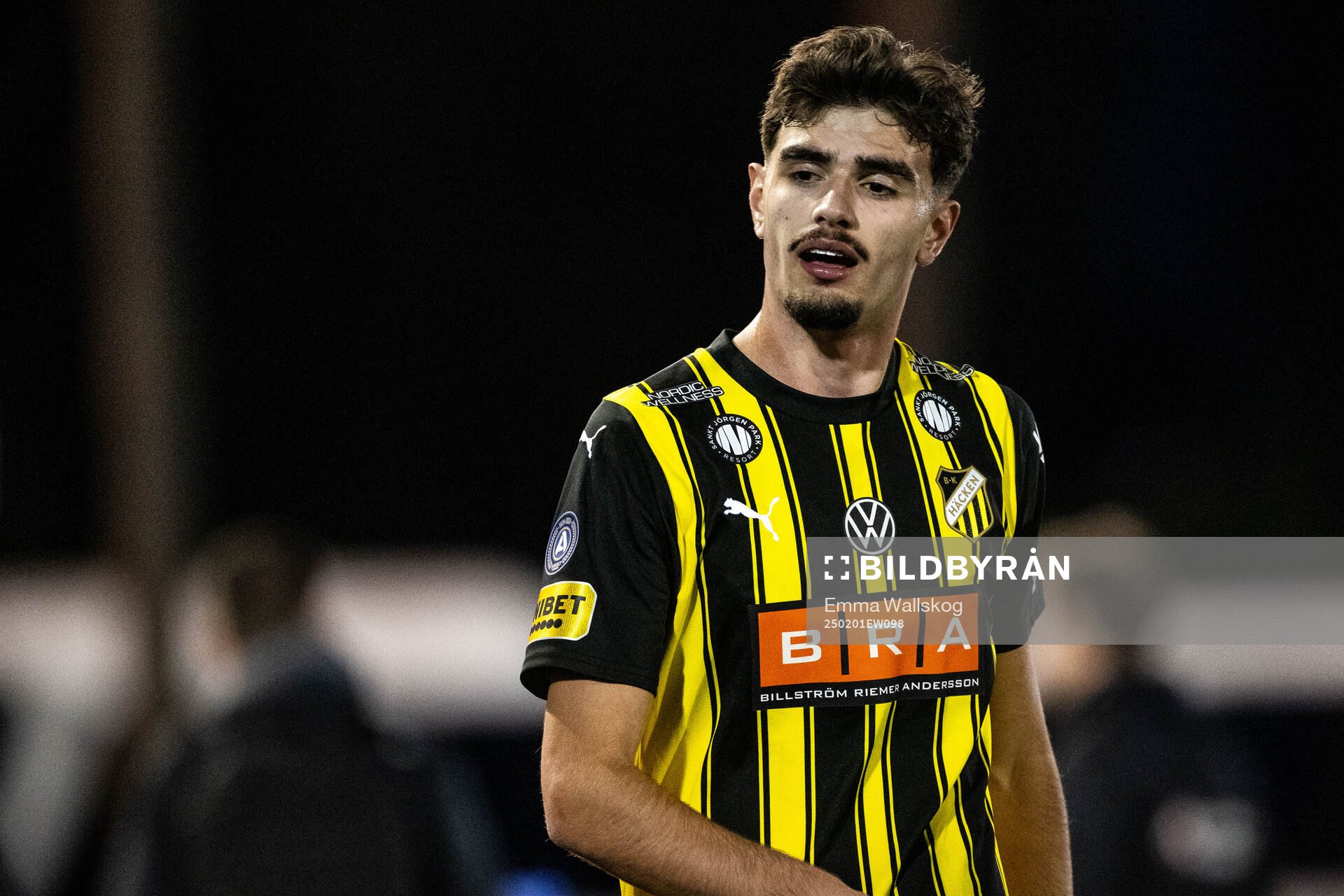 Nikola Mitrovic of Häcken looks dejected