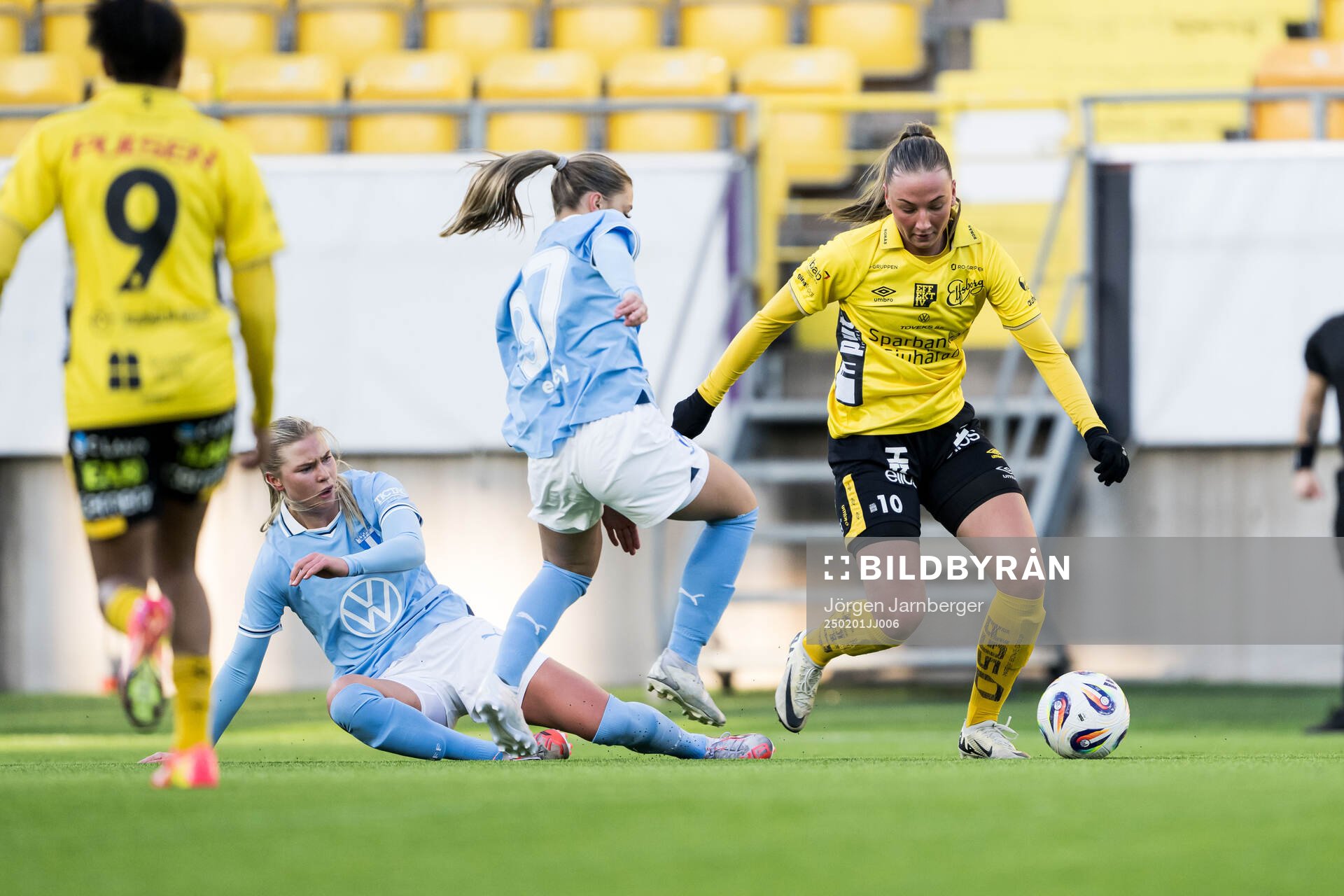 Malmö FFs Ellen Löfqvist och Elfsborgs Stina Jensen