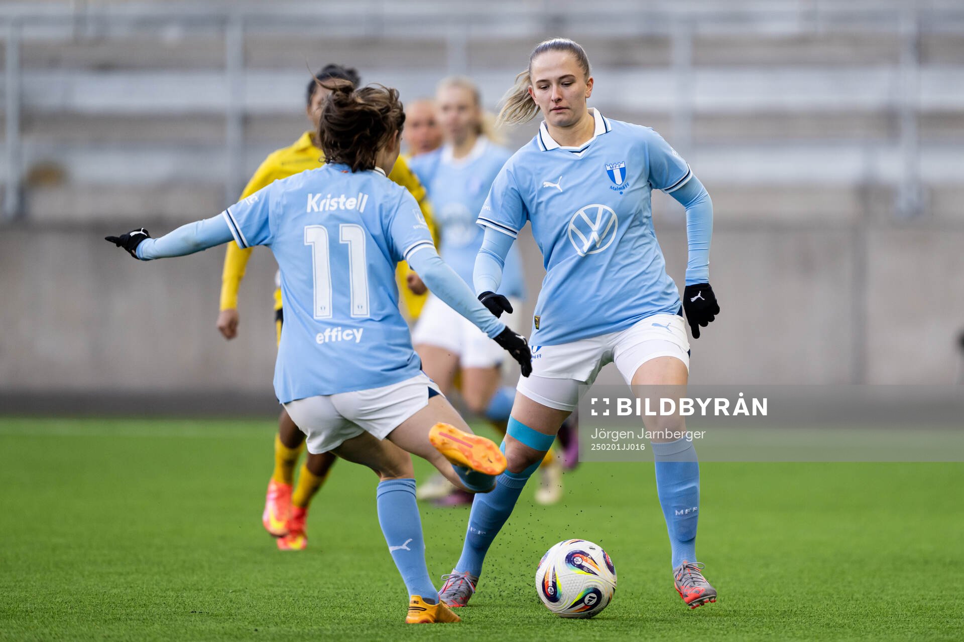 Malmö FFs Tuva Skoog under träningsmatchen i fotboll mellan Elfsborg och Malmö FF den 1 februari 2025 i Borås. 