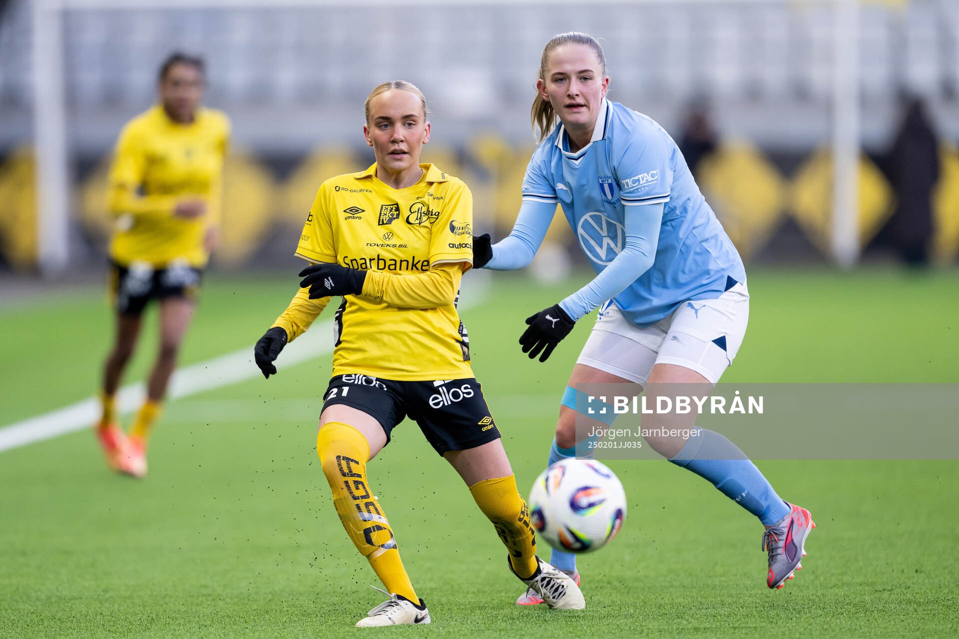 Elfsborgs Tea Skoglund och Malmö FFs Tuva Skoog