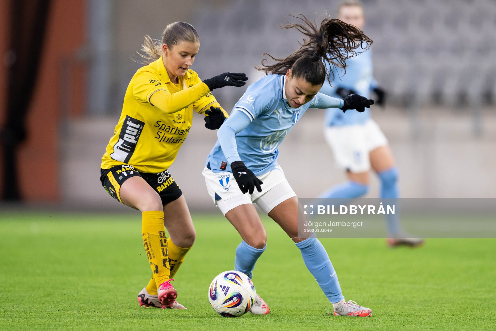 Elfsborgs Meja Harrysson och Malmö FFs Inès Belloumou