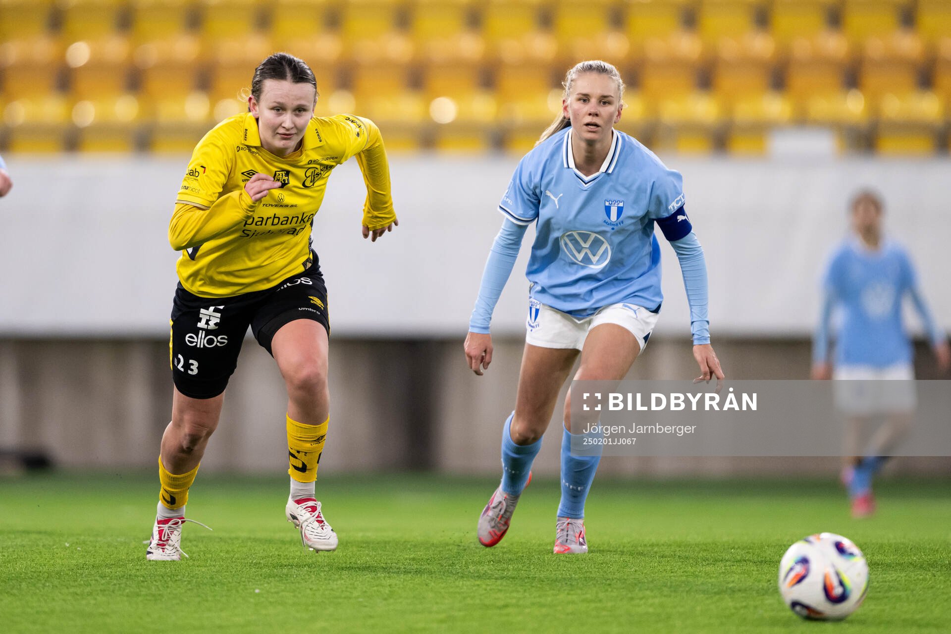 Elfsborgs Ellen Nilsson och Malmö FFs Nellie Lilja