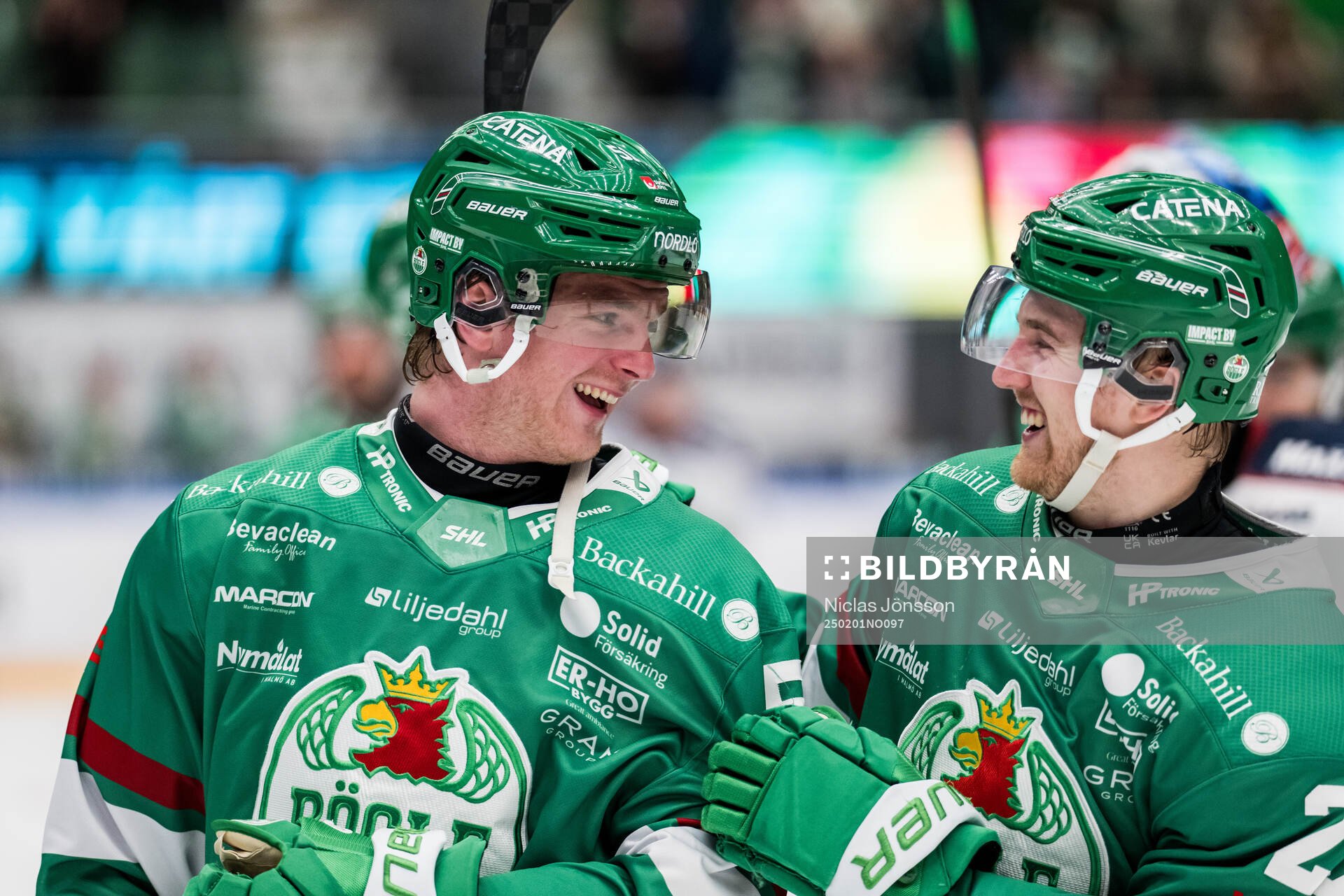Rögles Calle Själin och Linus Sjödin jublar