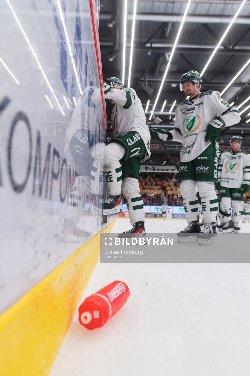 Färjestads spelaree deppar