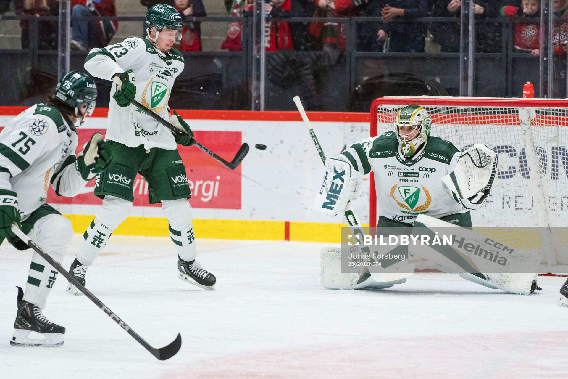 Färjestads målvakt Damian Clara