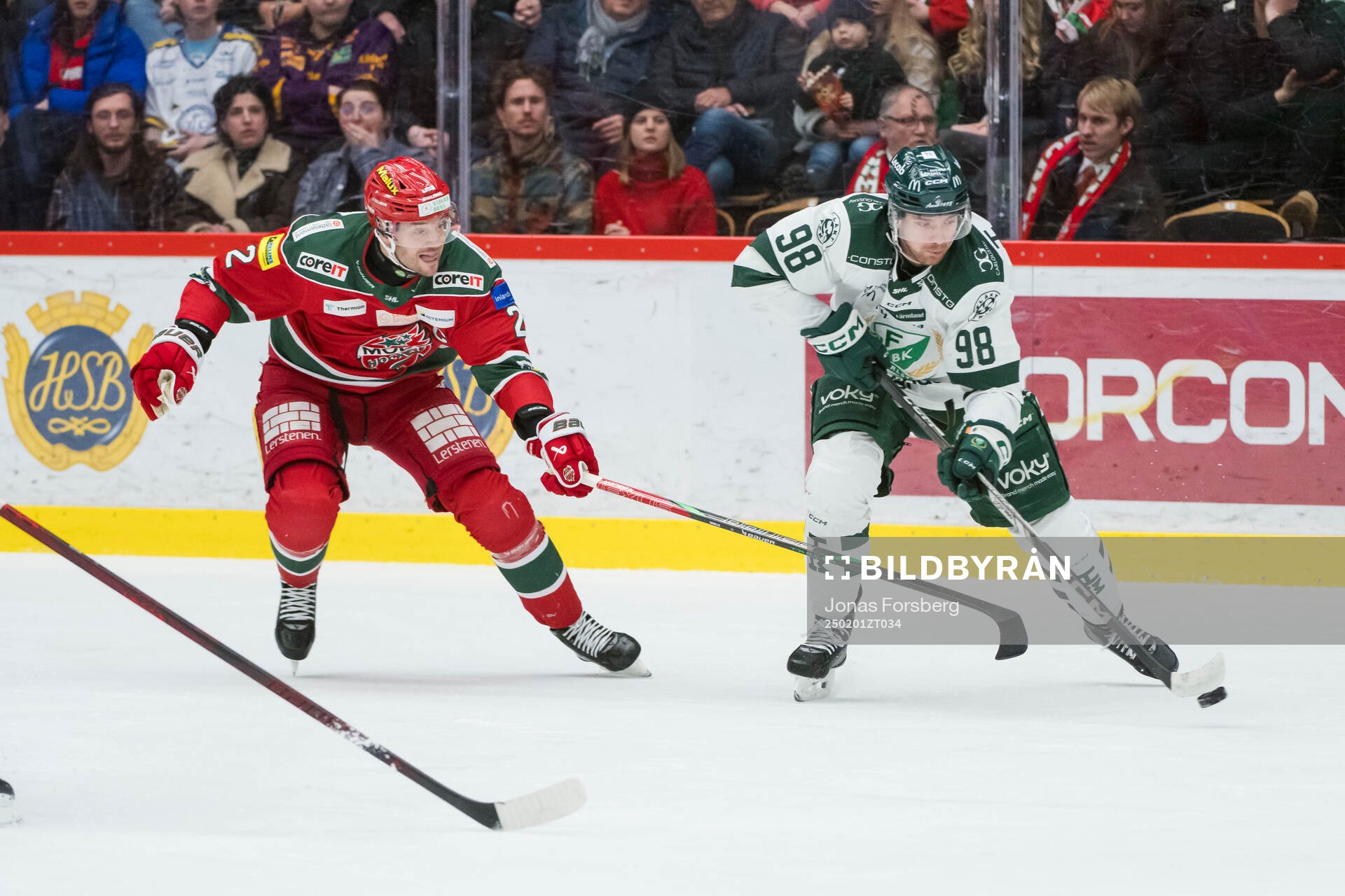 Färjestads Marian Studenic och Modos David Rundblad