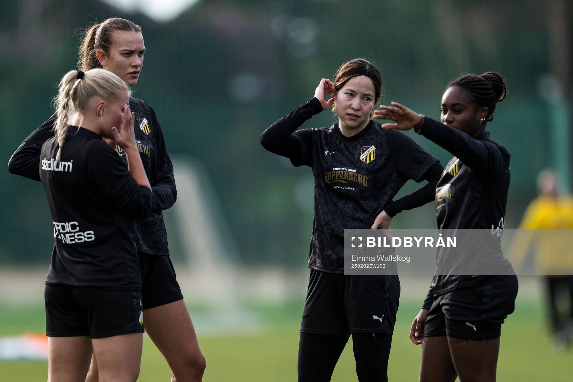 Häckens Matilda Nildén, Hikaru Kitagawa och Monica Jusu