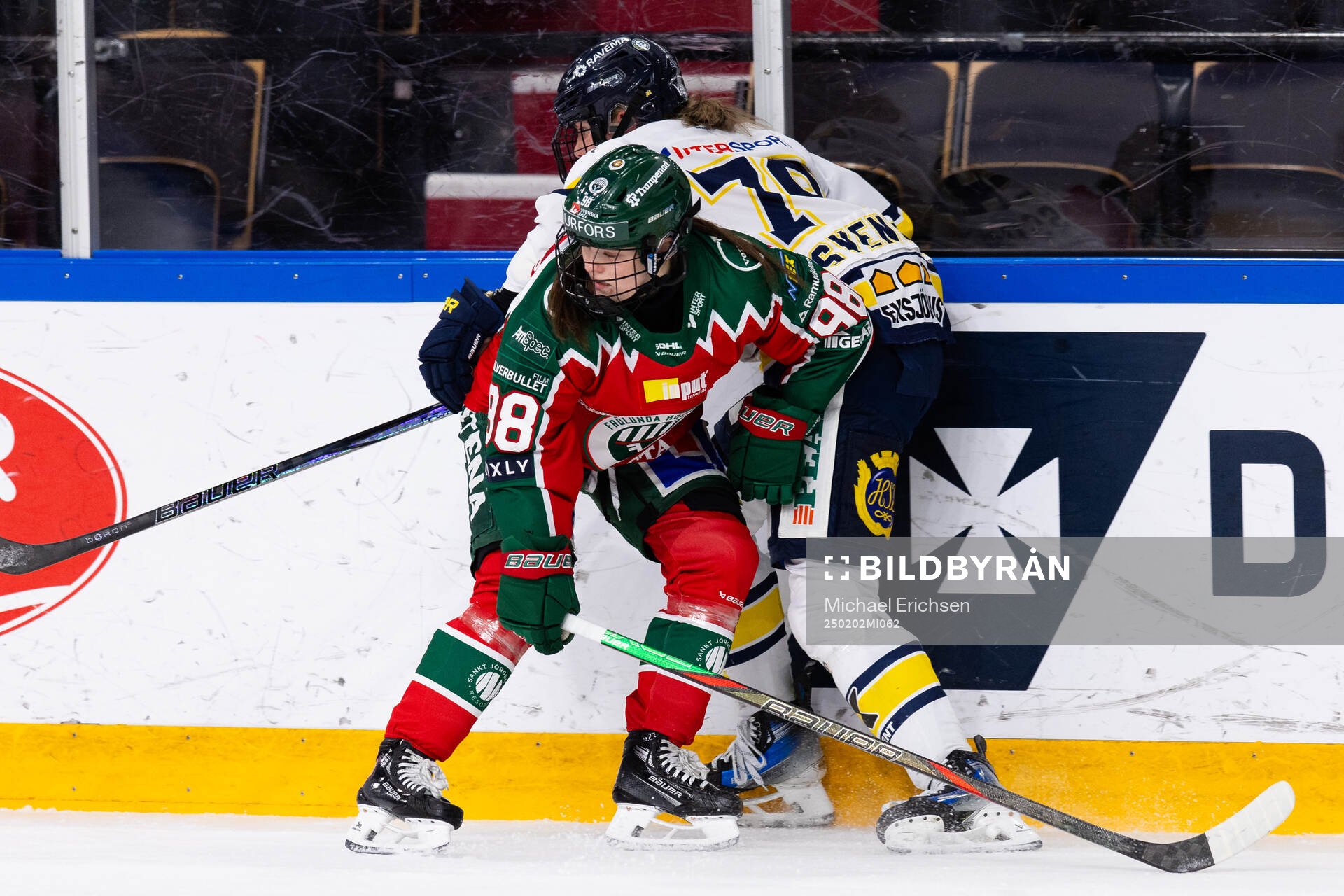 Frölundas Sydney Brodt och HV71s Elin Svensson