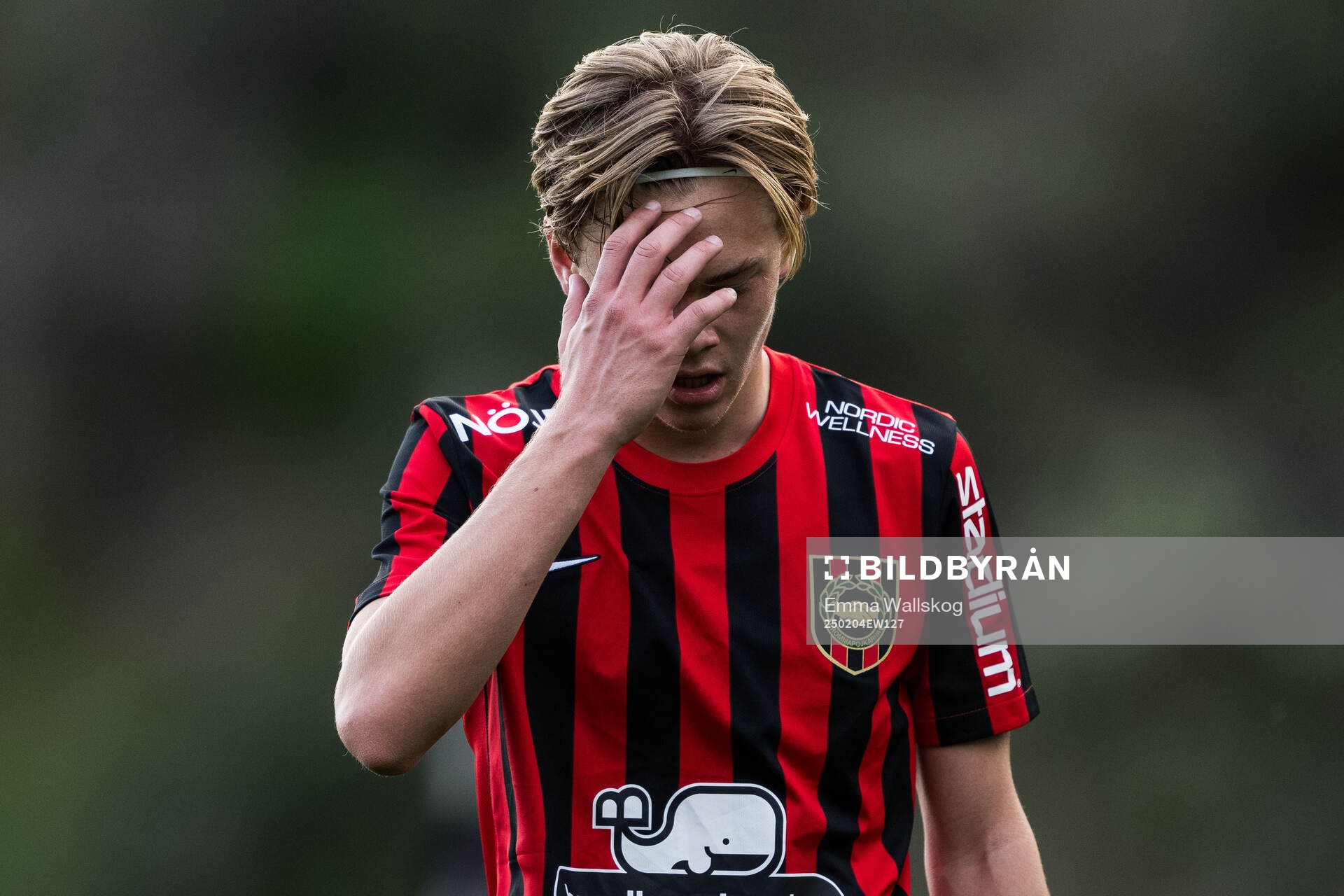 Charlie Nildén of Brommapojkarna looks dejected