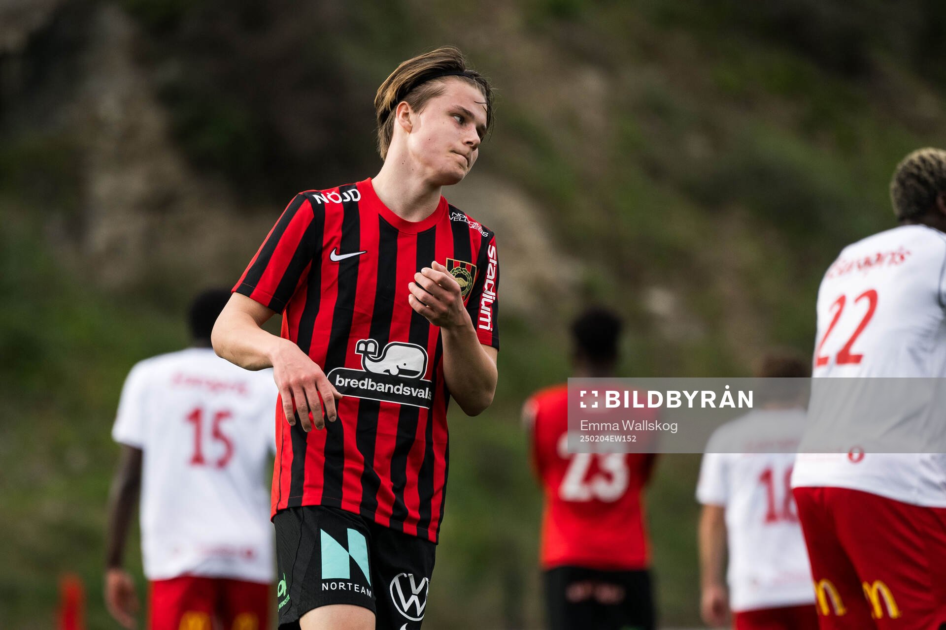 Love Arrhov of Brommapojkarna looks dejected