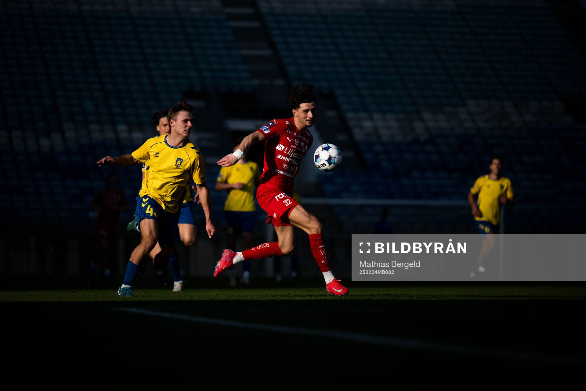 Lukas Larsen of Brøndby and Kenan Bilalovic of Värnamo