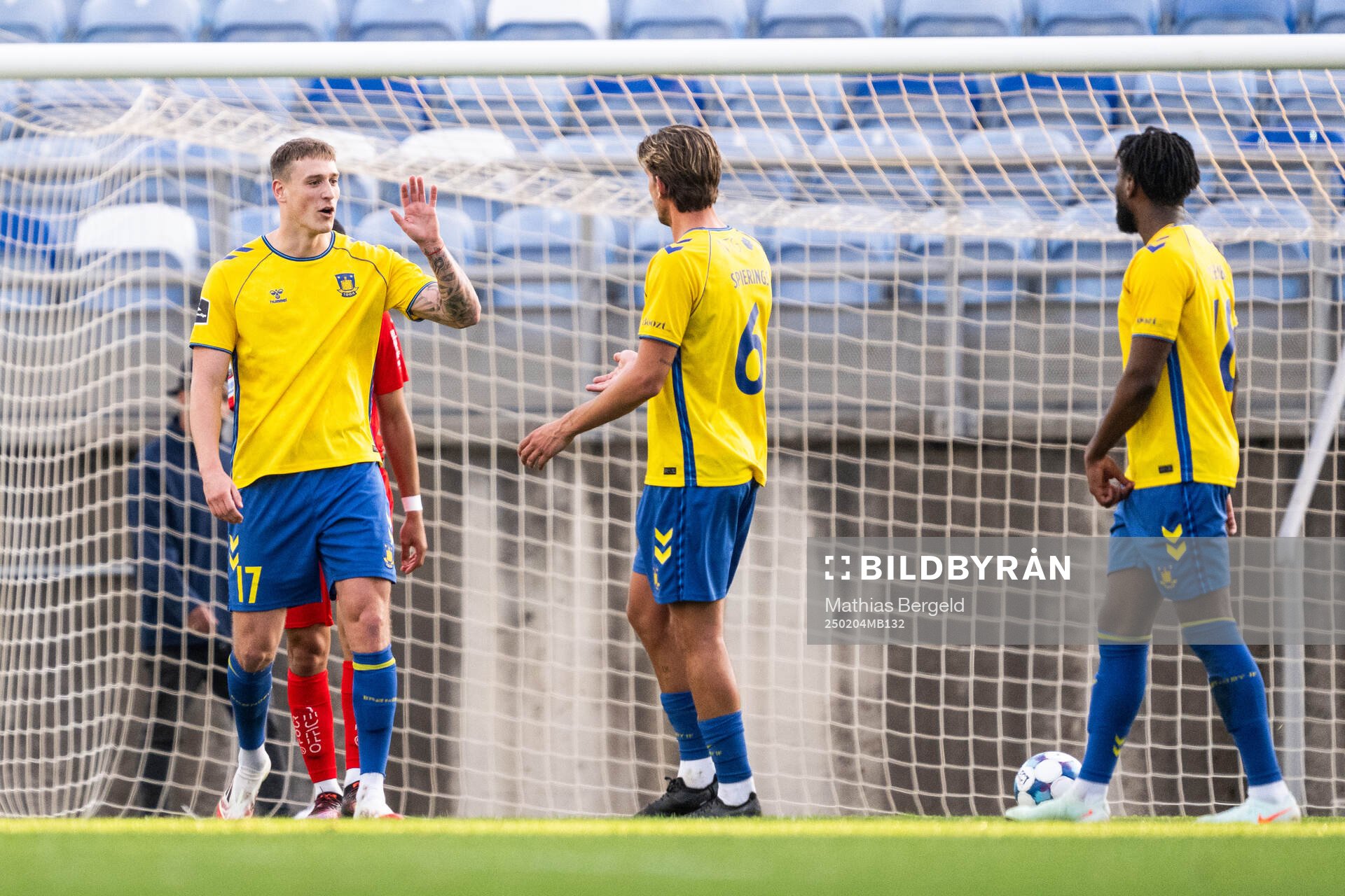 Mileta Rajovic of Brøndby celebrates