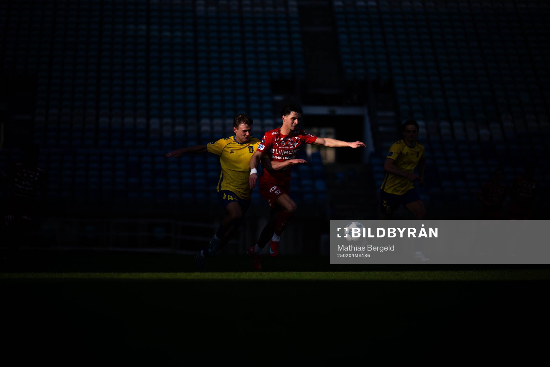 Lukas Larsen of Brøndby and Kenan Bilalovic of Värnamo