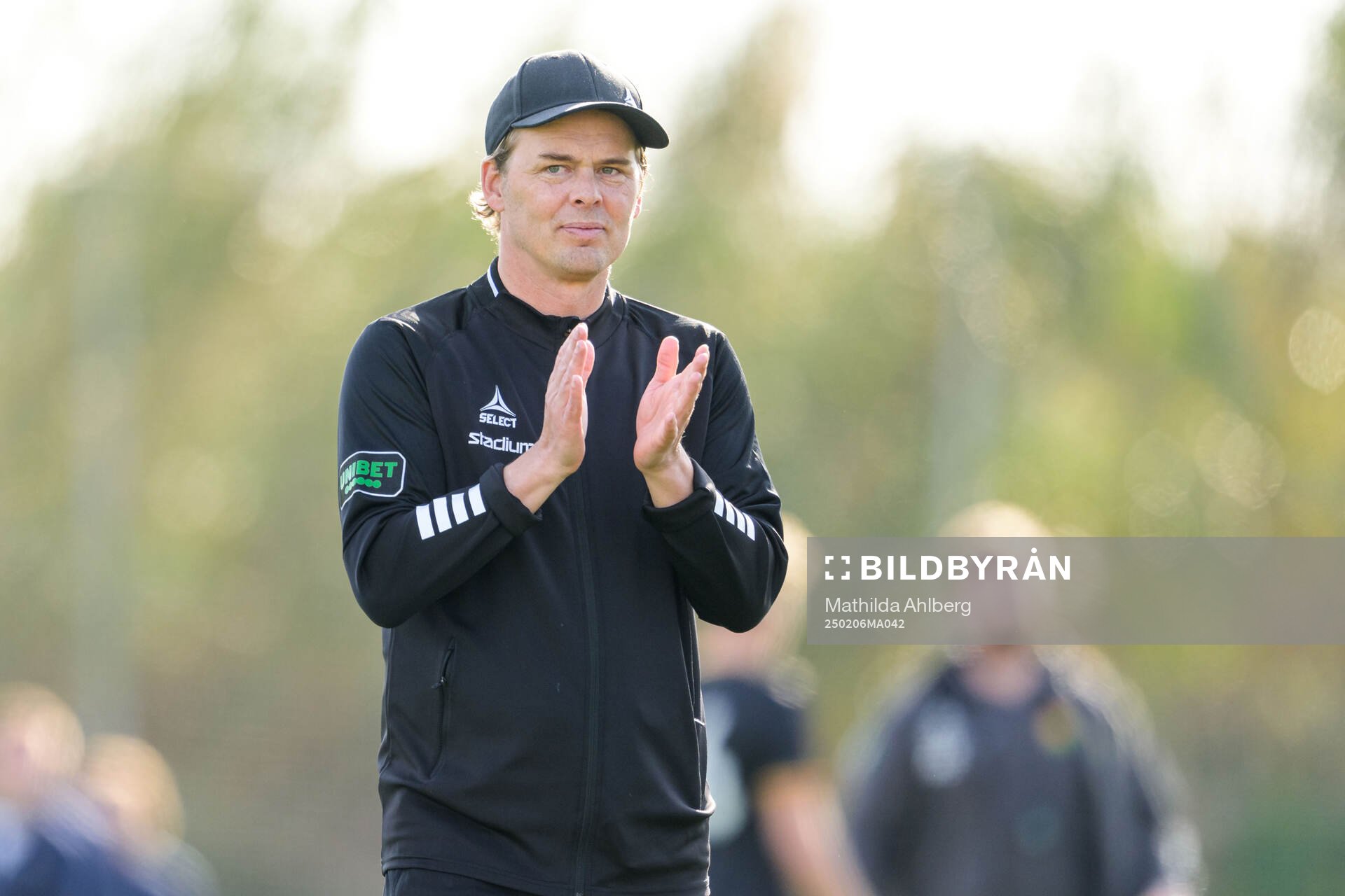 Head coach Fredrik Holmberg of GAIS looks dejected