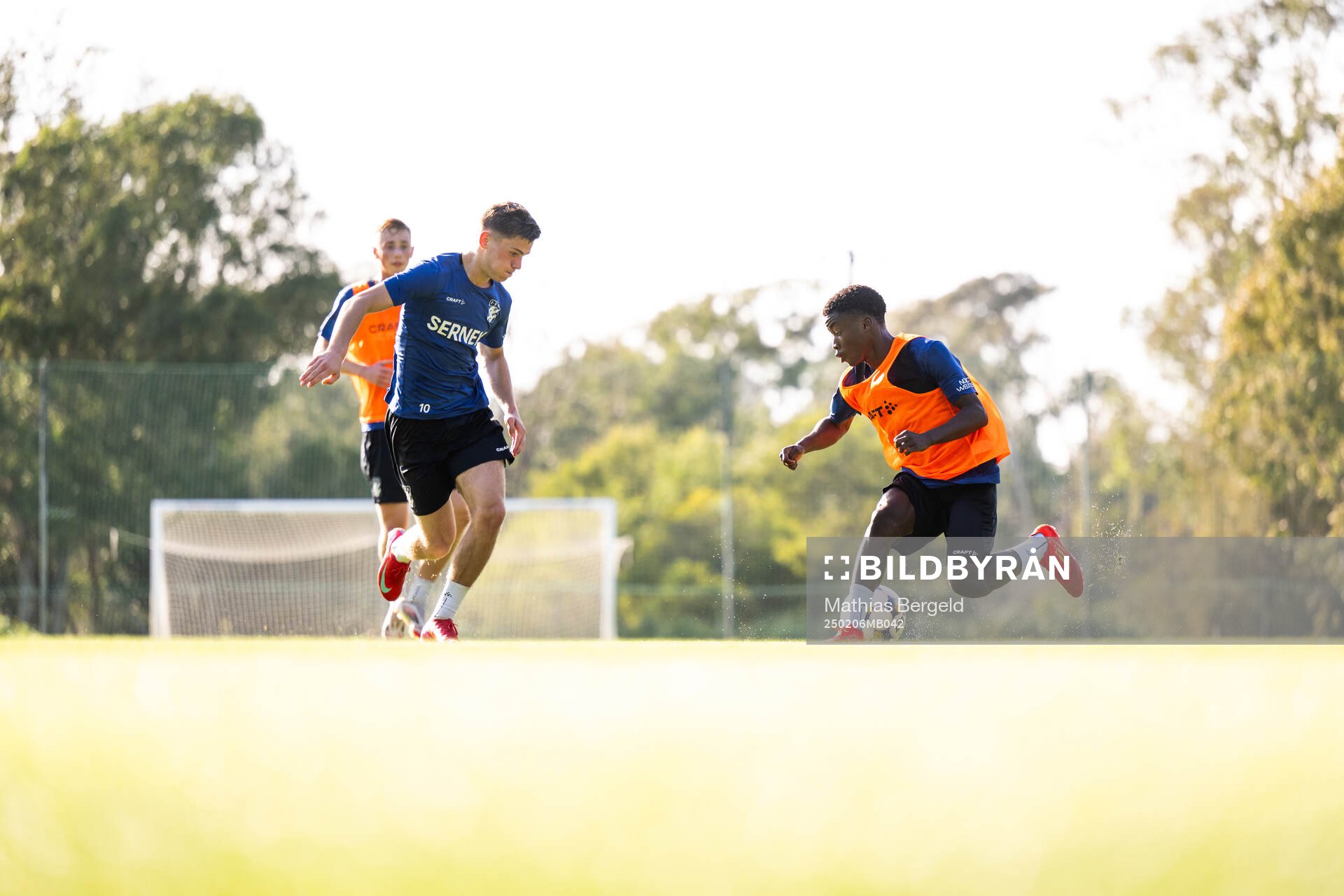 Leo Radakovic och Ifeoluwa Olowoporoku