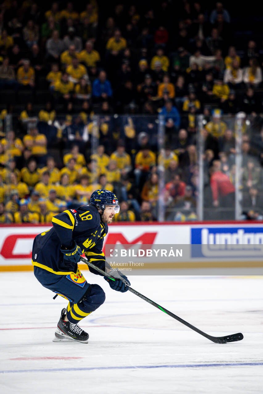 Dennis Everberg of Sweden