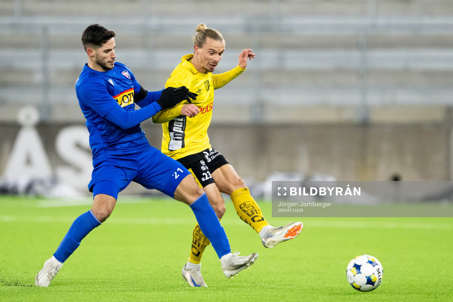 Sandefjords Evangelos Patoulidis och Elfsborgs Niklas Hult