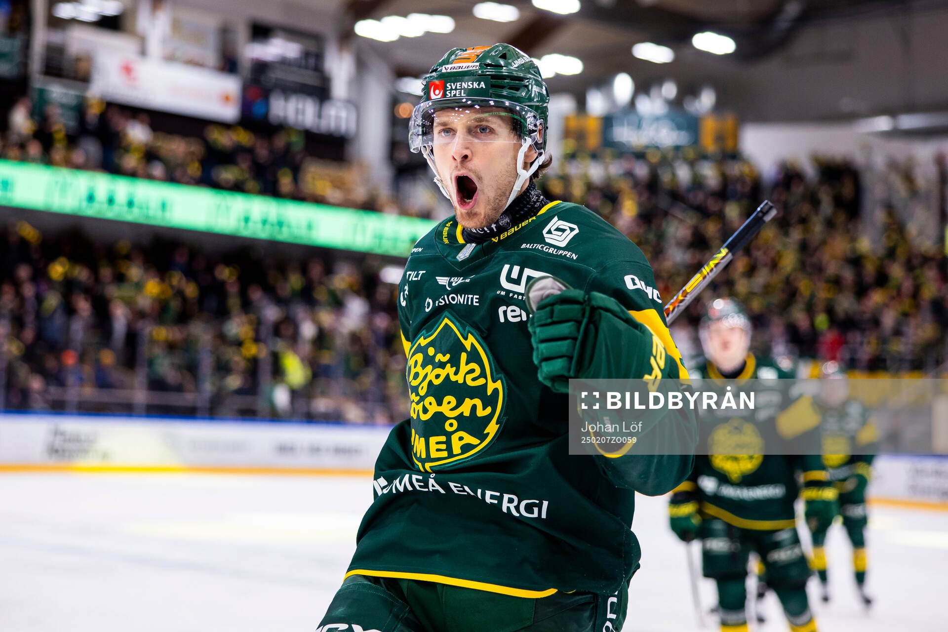 Björklövens Fredrik Forsberg jublar