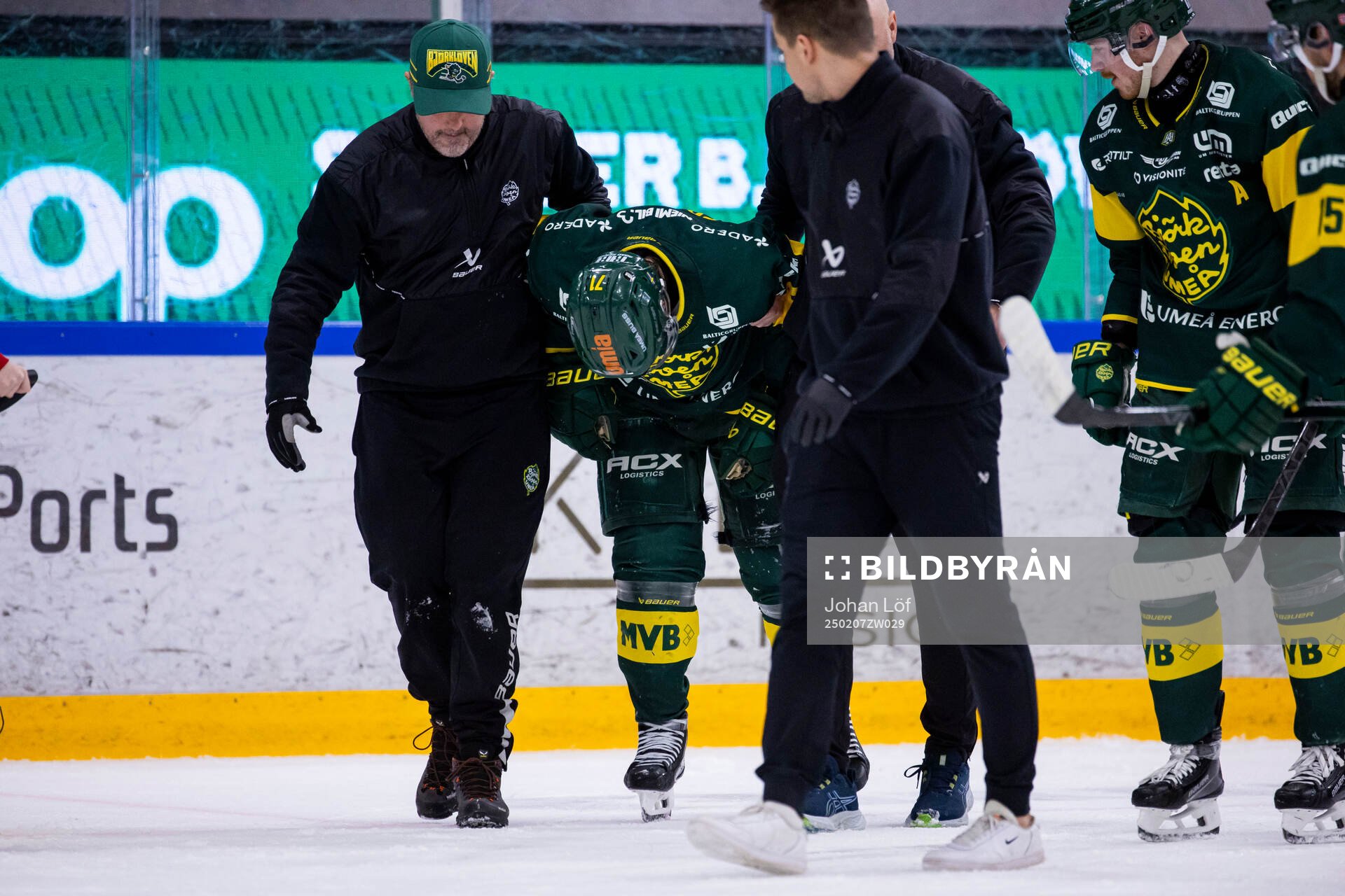 Björklövens Gustav Possler har ont