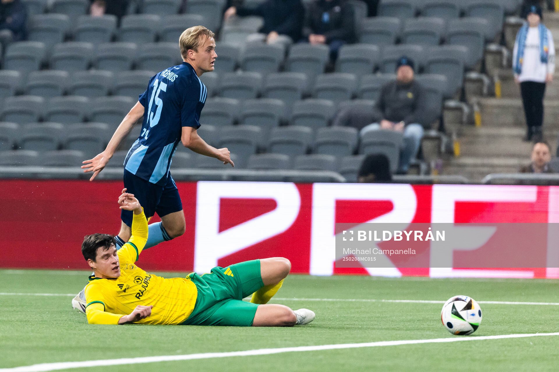 Djurgårdens Oskar Fallenius och Ilves Sauli Väisänen