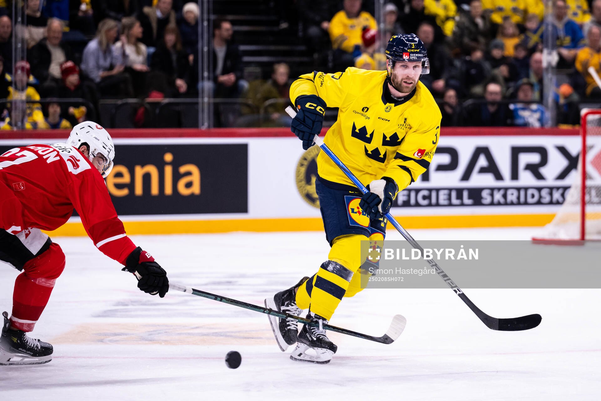 Klas Dahlbeck of Sweden