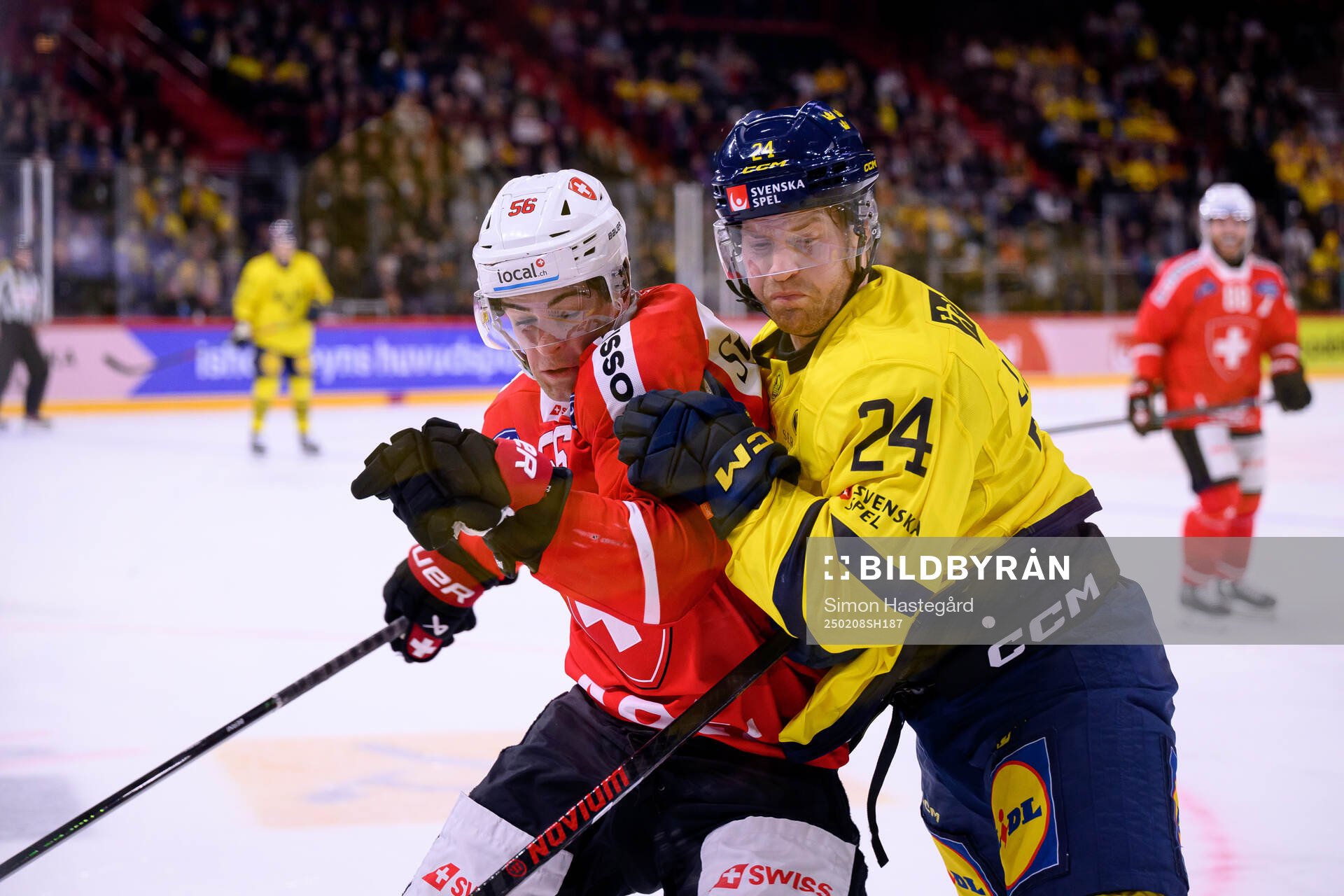 Tim Berni of Switzerland and Oscar Lindberg of Sweden