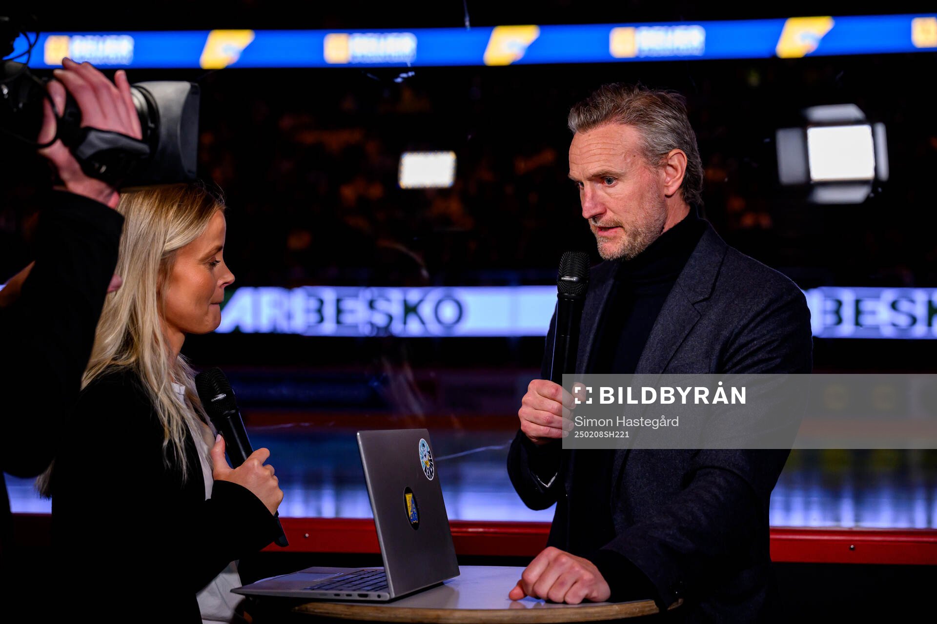 Niklas Kronwall is interviewed