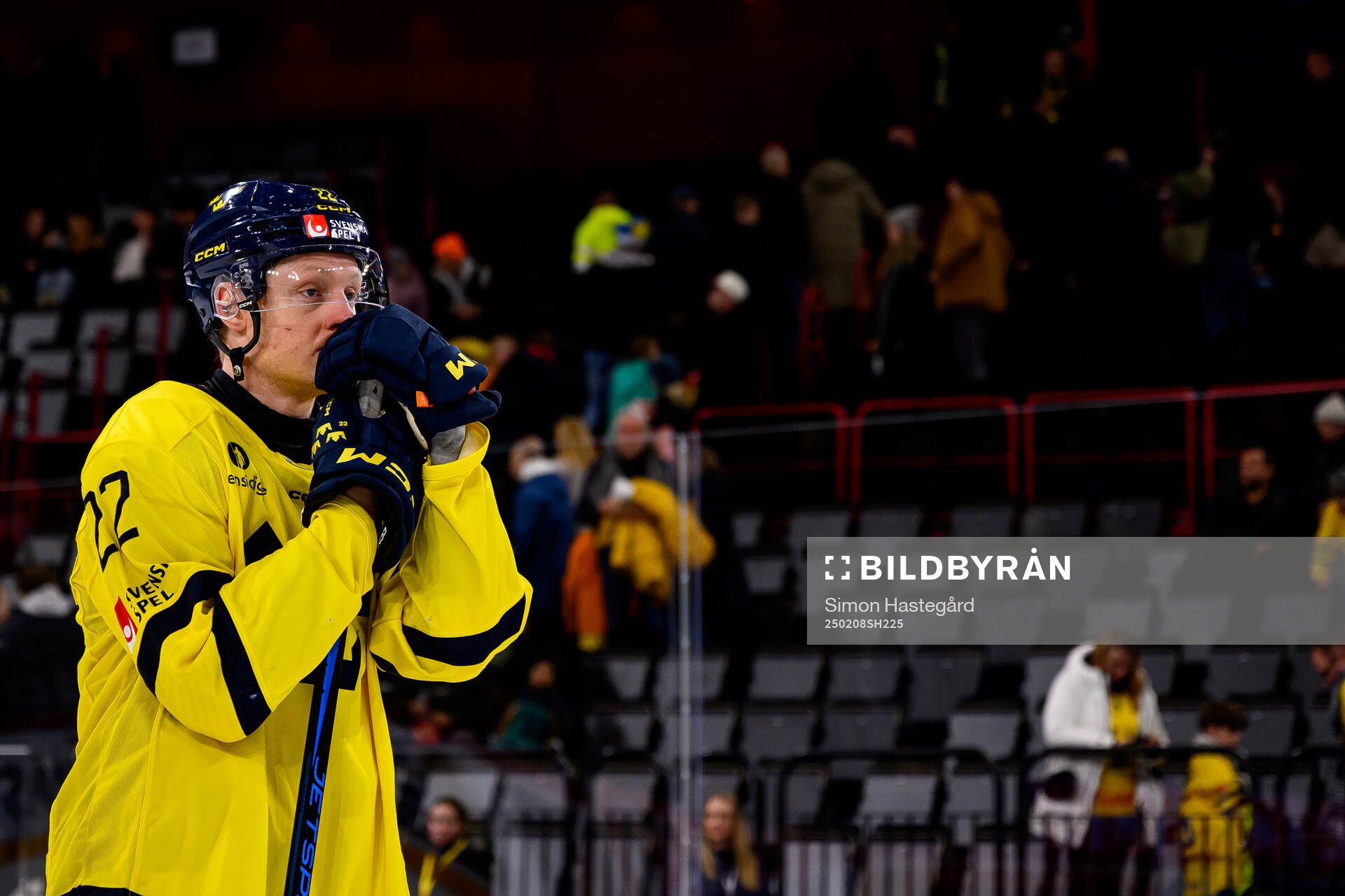 Fredrik Olofsson of Sweden looks dejected