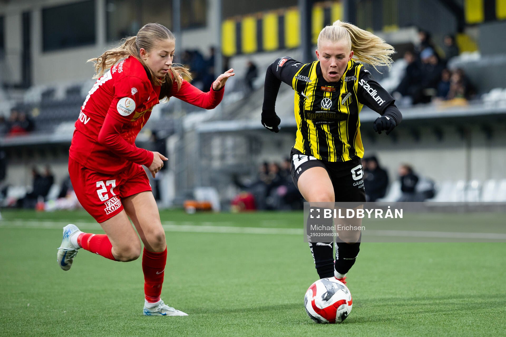 FC Nordsjällands Signe Antvorskov och Häckens Matilda