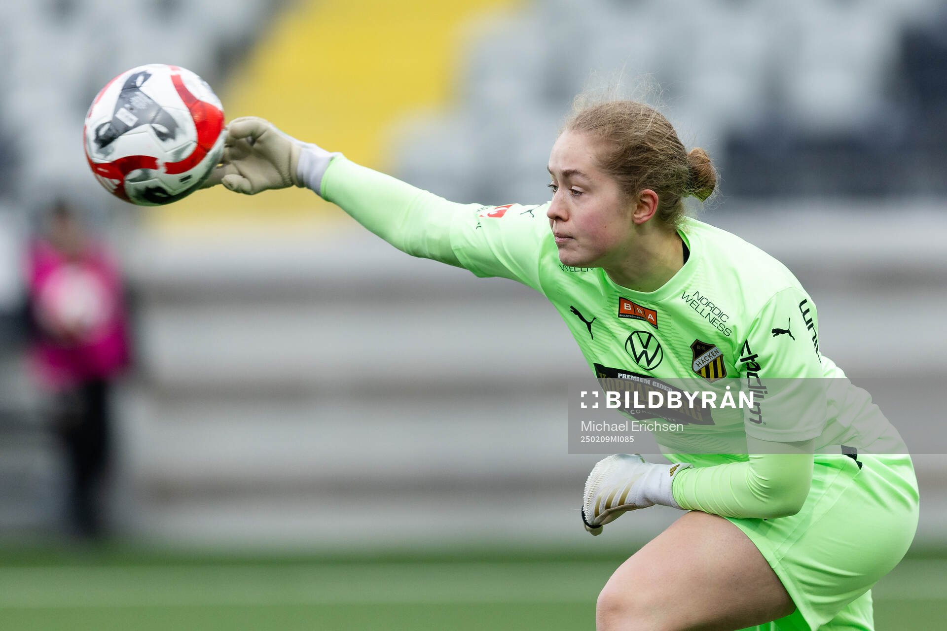 Häckens målvakt Fanney Birkisdottir