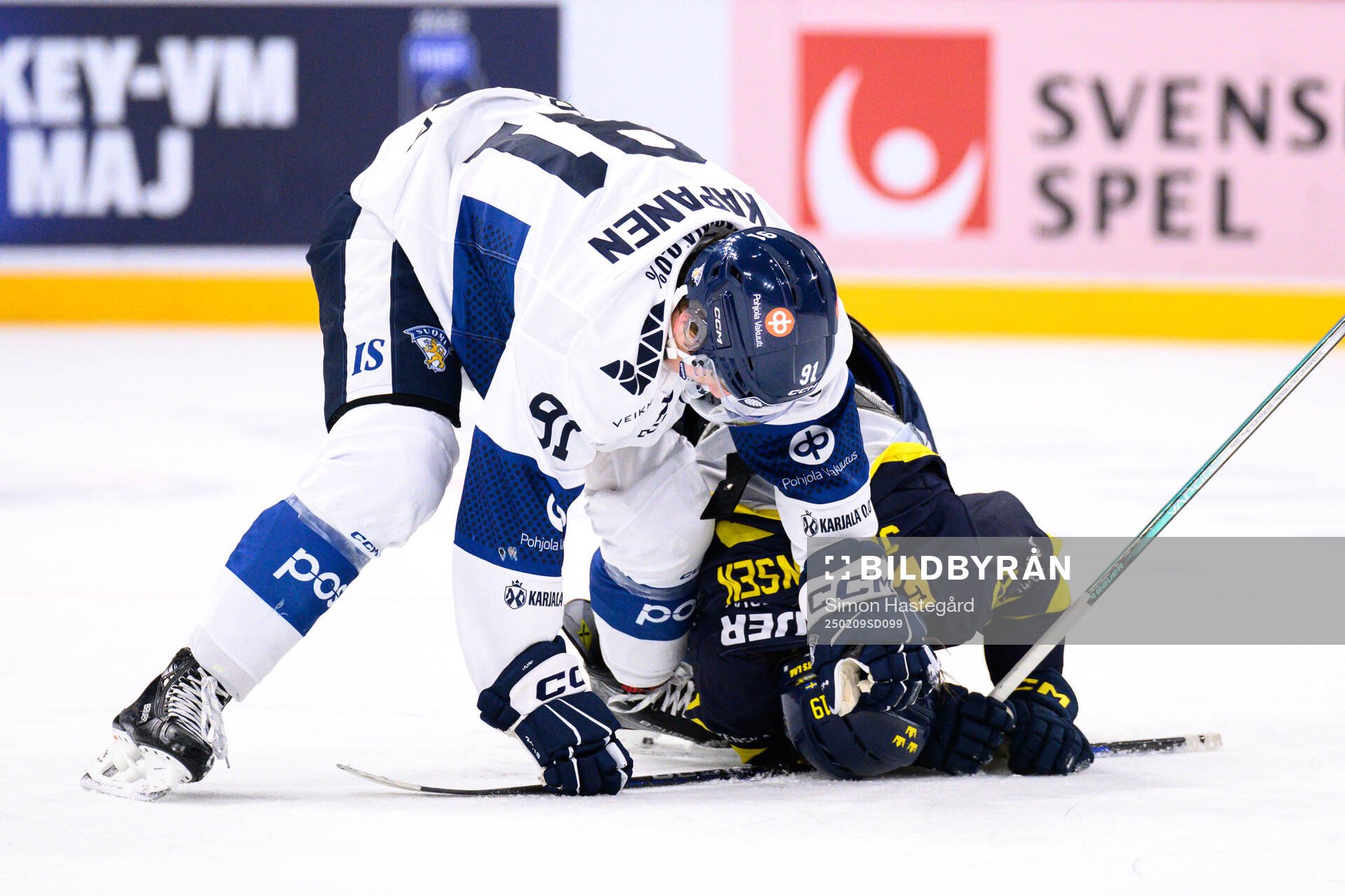 Oliver Kapanen of Finland and Marcus Sörensen of Sweden