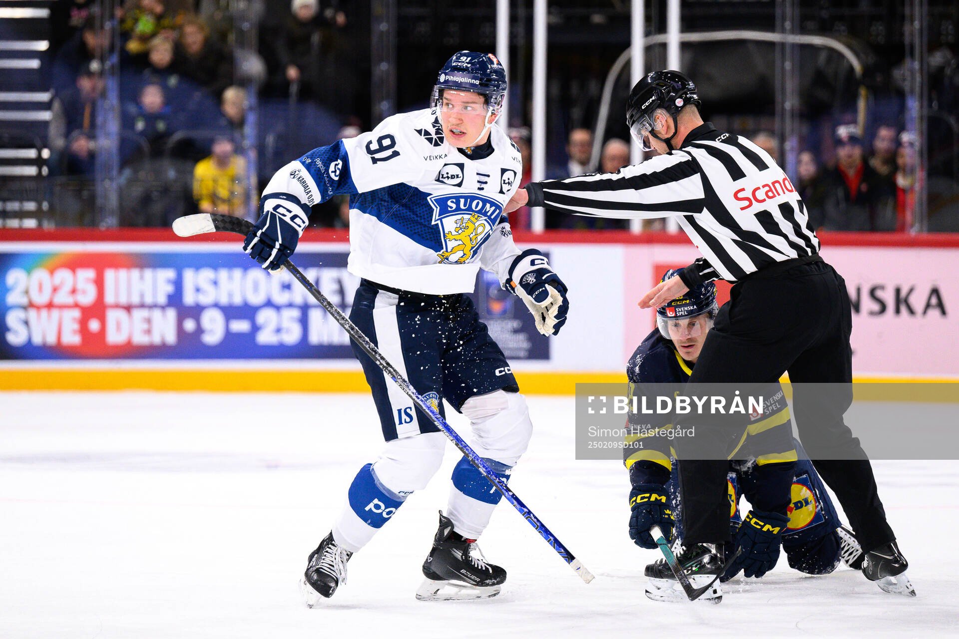 Oliver Kapanen of Finland and Marcus Sörensen of Sweden