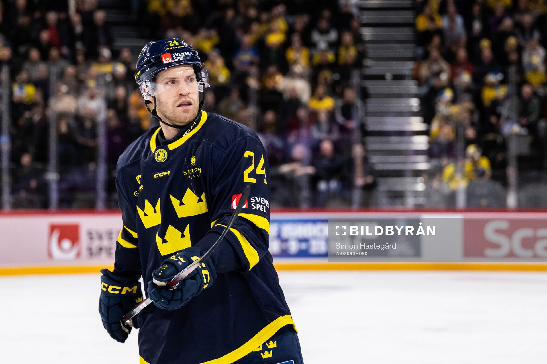 Oscar Lindberg of Sweden