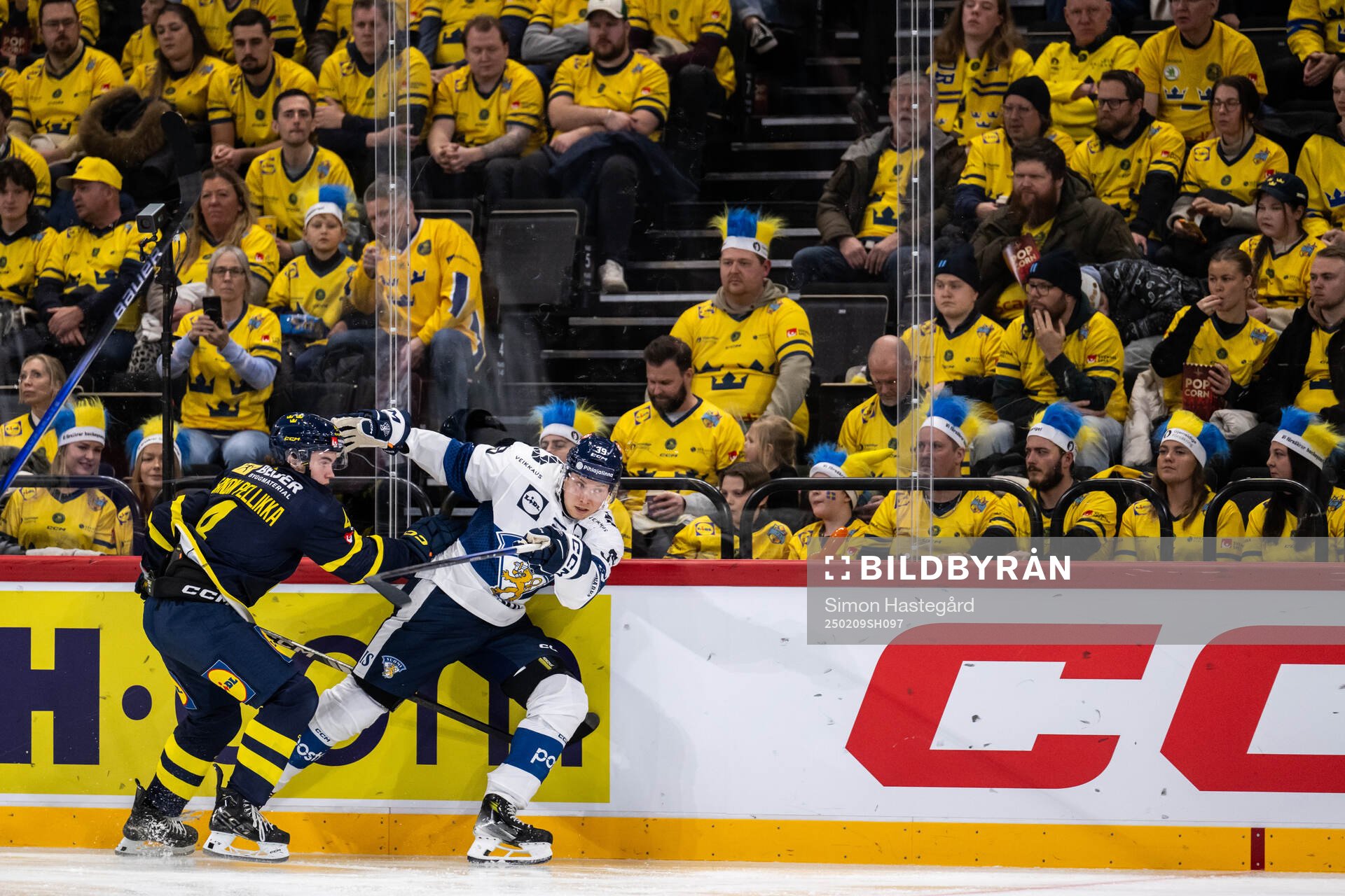 Axel Sandin Pellikka of Sweden and Sebastian Repo of Finland