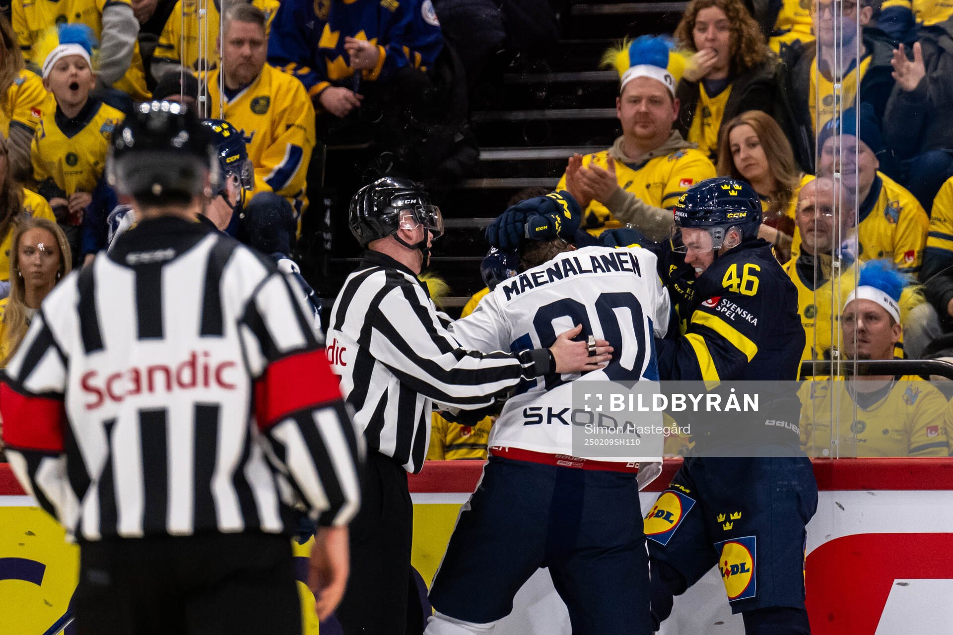 Saku Maenalanen of Finland and Filip Johansson of Sweden