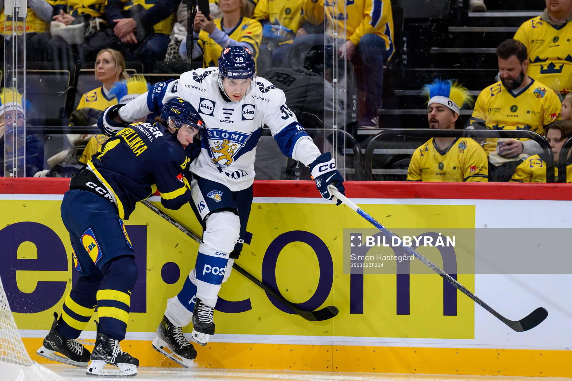 Axel Sandin Pellikka of Sweden and Sebastian Repo of Finland