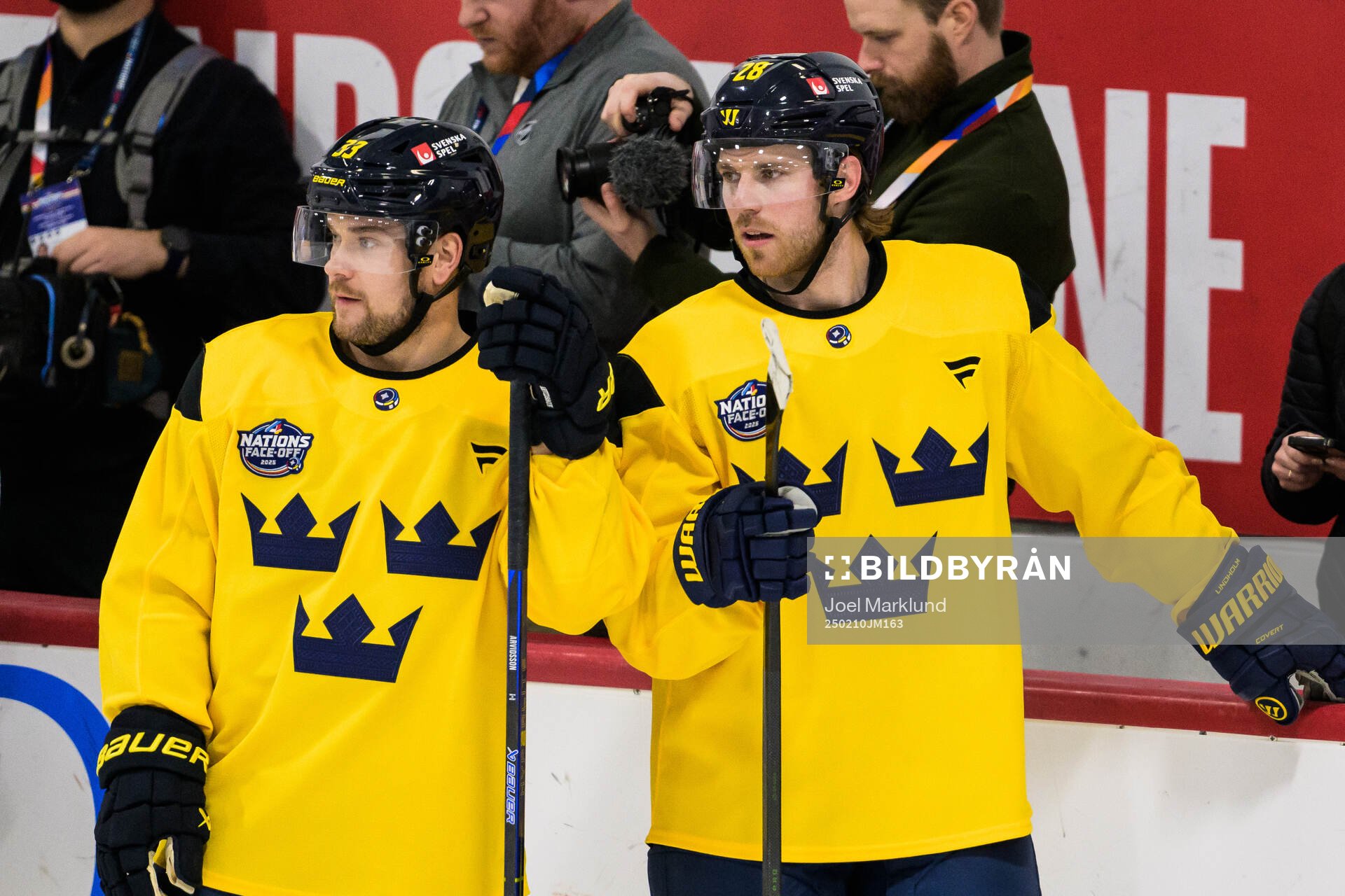 Viktor Arvidsson and Elias Lindholm of Sweden at a practice