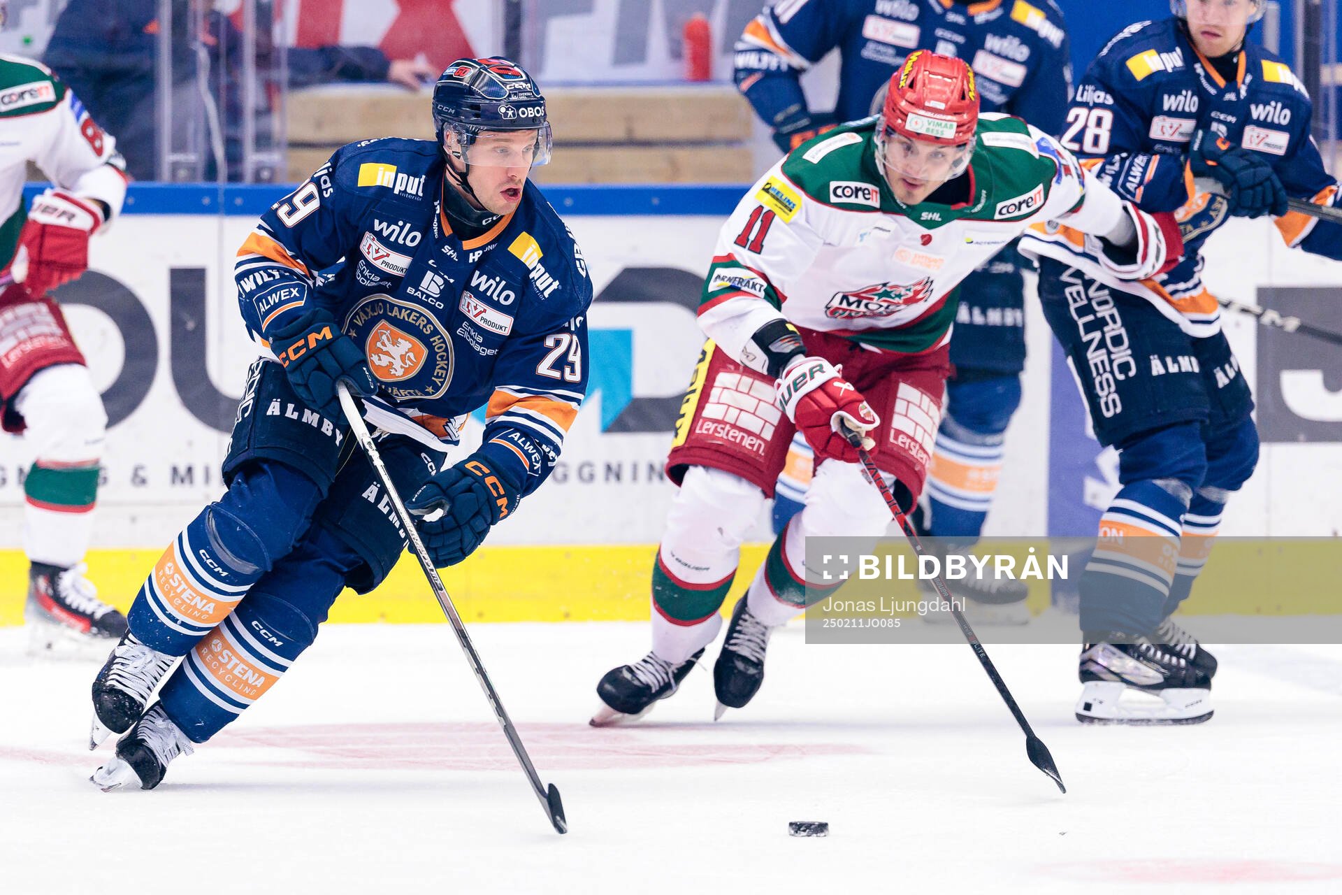 Växjös Sebastian Strandberg och Modos Alexander True