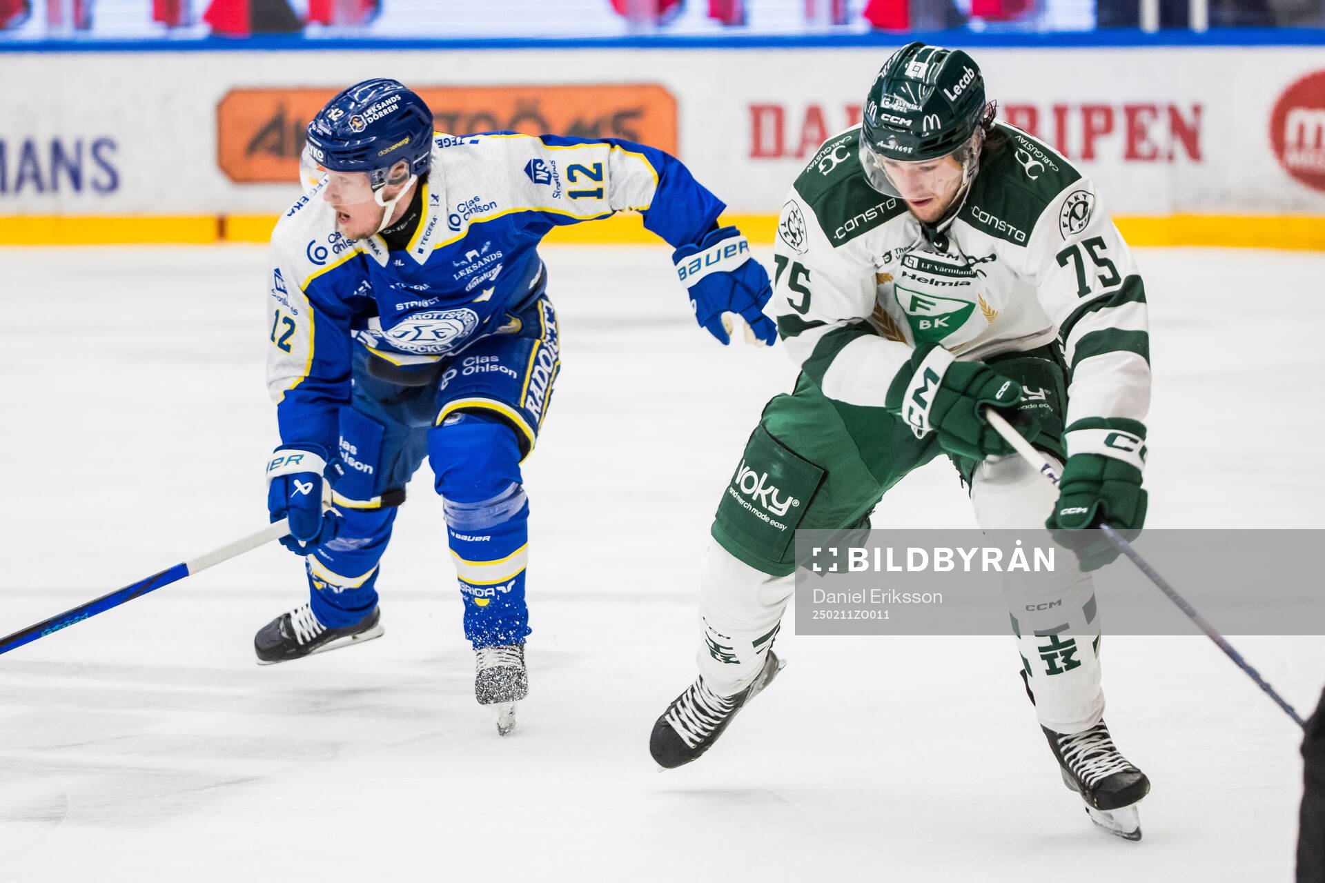Leksands Kalle Östman och Färjestads Jeremy Salvas Groleau