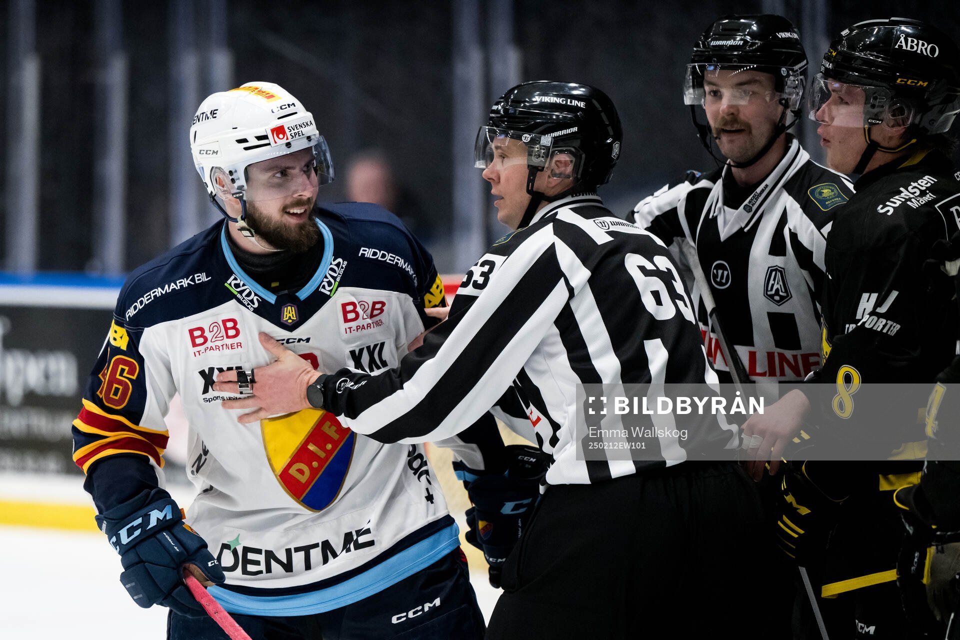 Djurgårdens Albin Grewe och AIKs Tom Hedberg